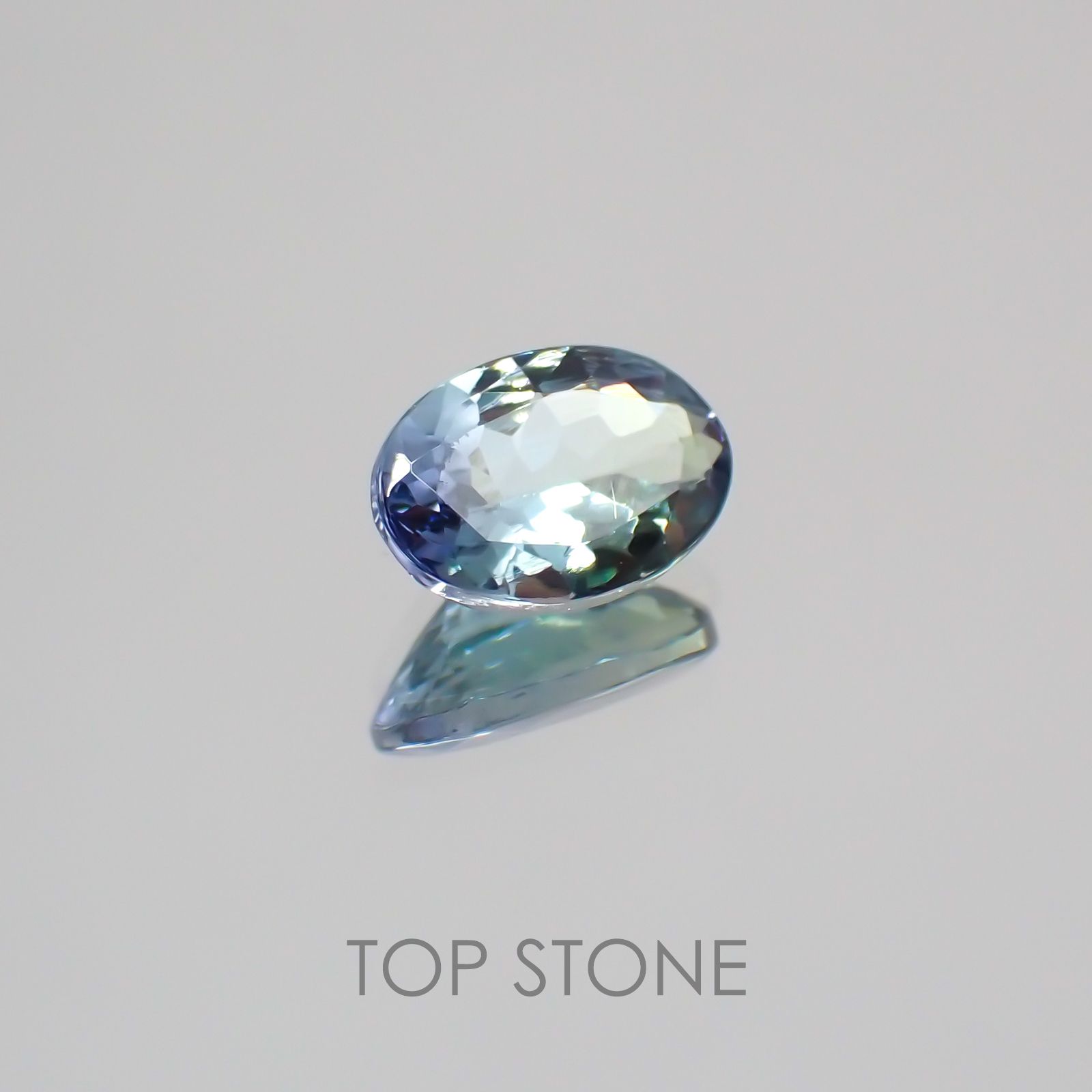 パーティーカラータンザナイト タンザニア産 ルース 0.78ct[210210054]7×4.9mm前後