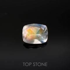 レインボームーンストーン(宝石名ラブラドライト)タンザニア産 0.74ct 識別済[220817474]6.6x5.2mm前後