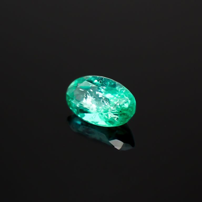パライバトルマリン(宝石名トルマリン/別名パライバ・トルマリン)ブラジル・キントス鉱山産 0.254ct ソ付(宝貴協)[221018733]5.1x3.1mm前後