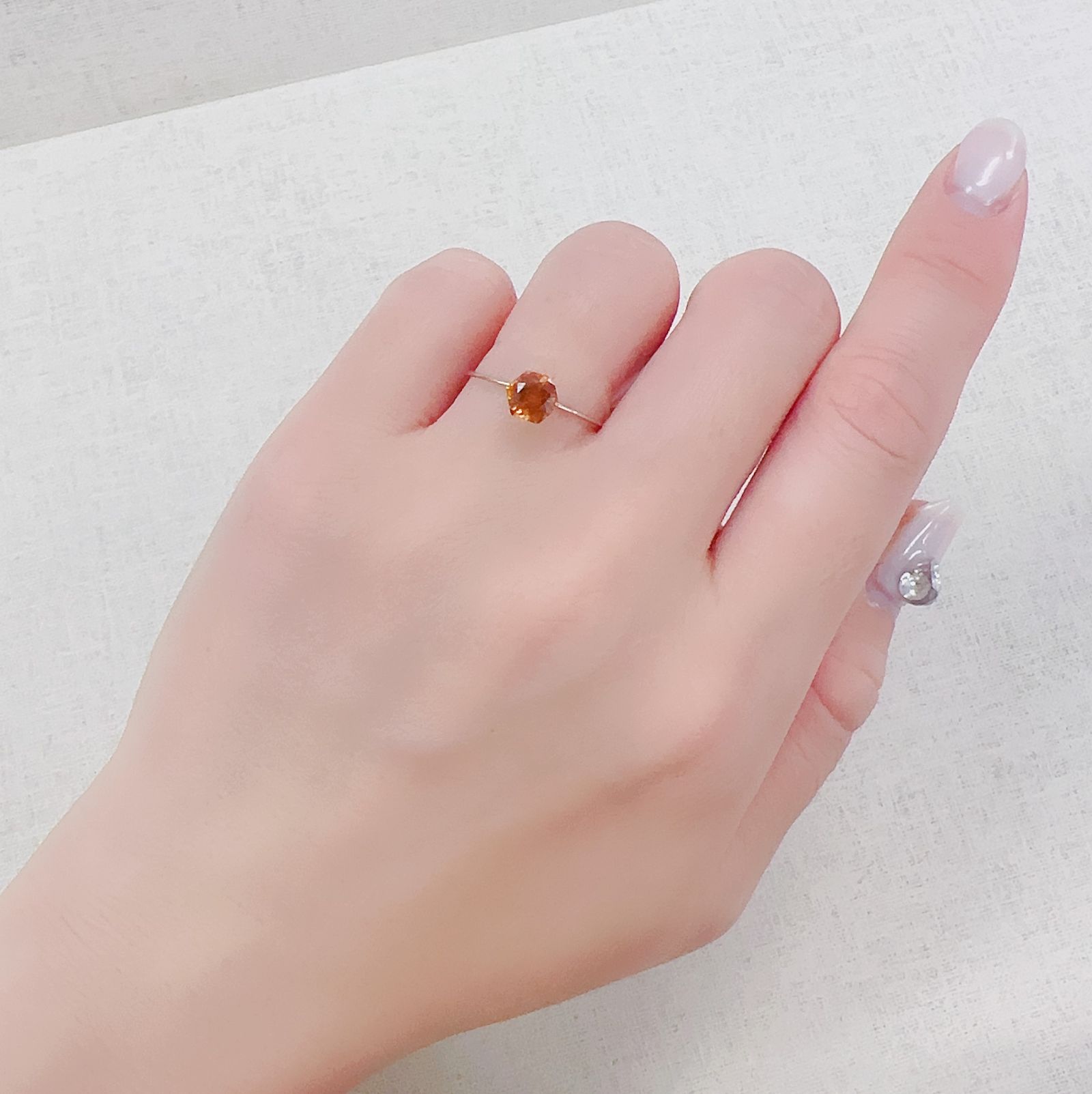 ◇ヘキサゴンカット◇ヘソナイトガーネット(宝石名ガーネット)スリランカ産 0.92ct 識別済[230421608]5.6x5.5mm前後