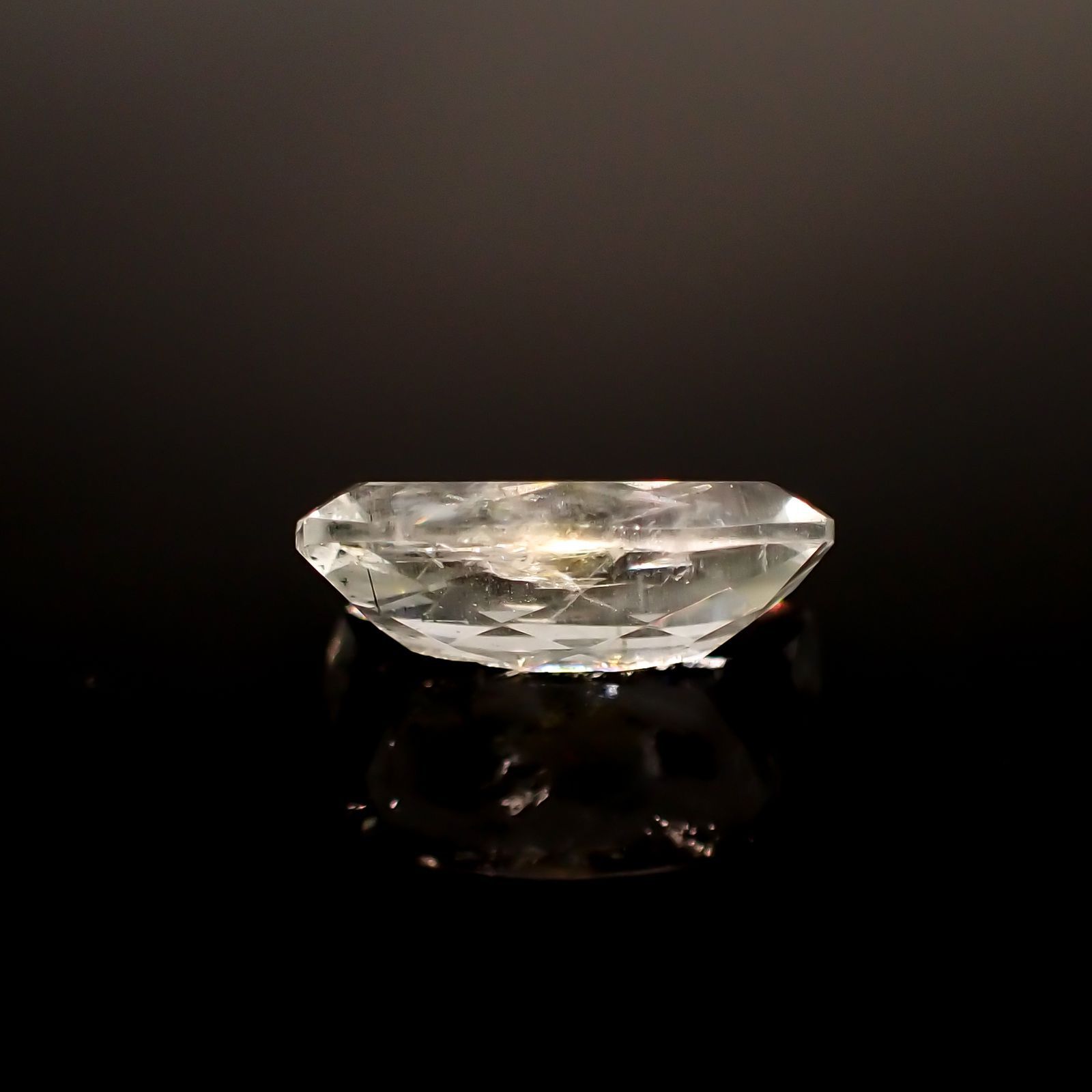オーロラアクアマリン(宝石名アクアマリン) ブラジル産 3.16ct 識別済[210812716]12.4×8mm前後