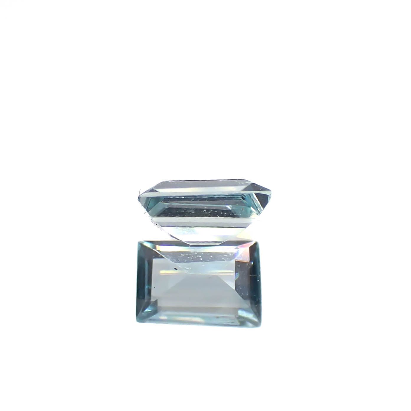 グランディディエライト(宝石名グランディディエライト)マダガスカル産 0.22ct 識別済[240928850]4.4x2.9mm前後