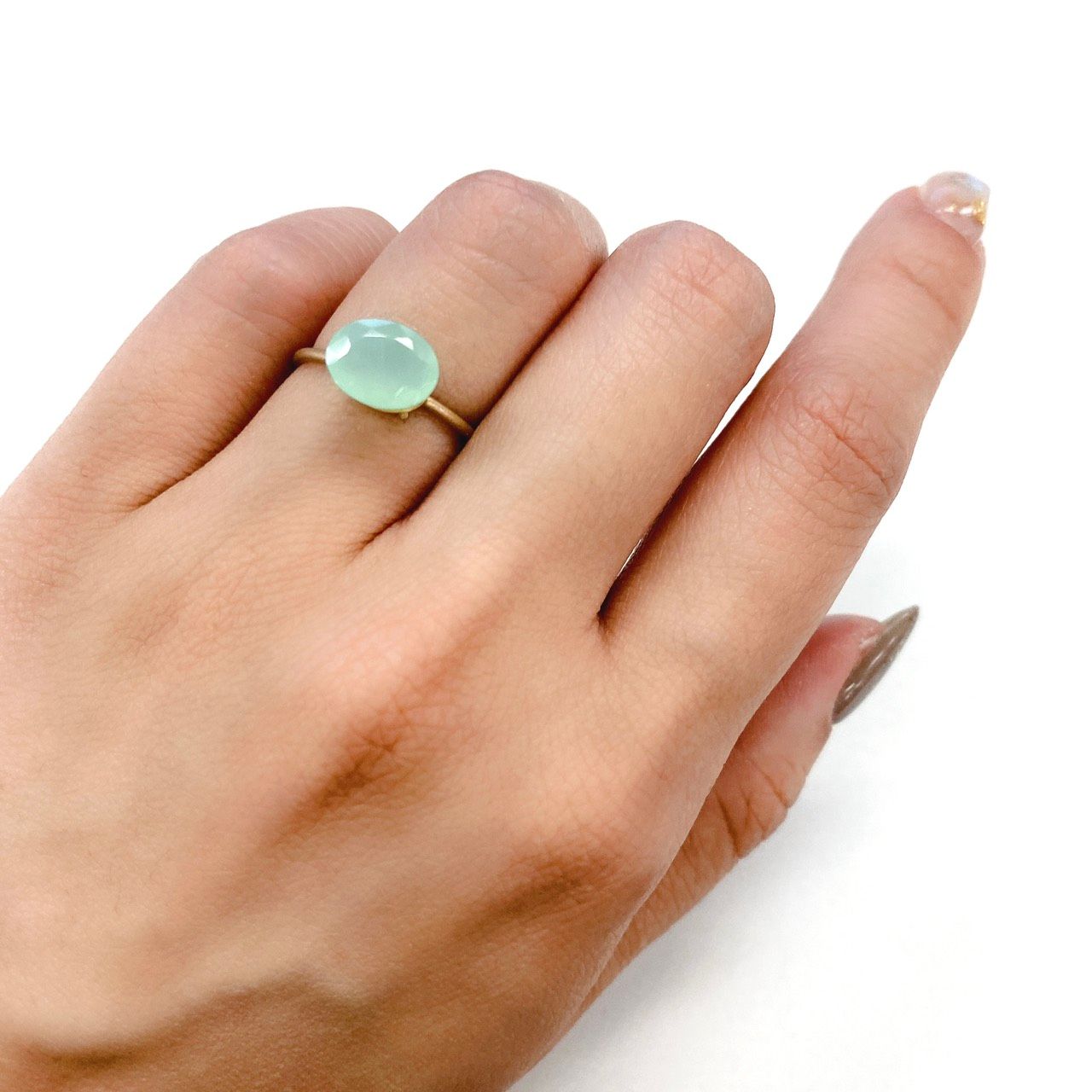 グリーンオパール 南アフリカ産 ルース 1.17ct[210510753]9×7mm前後