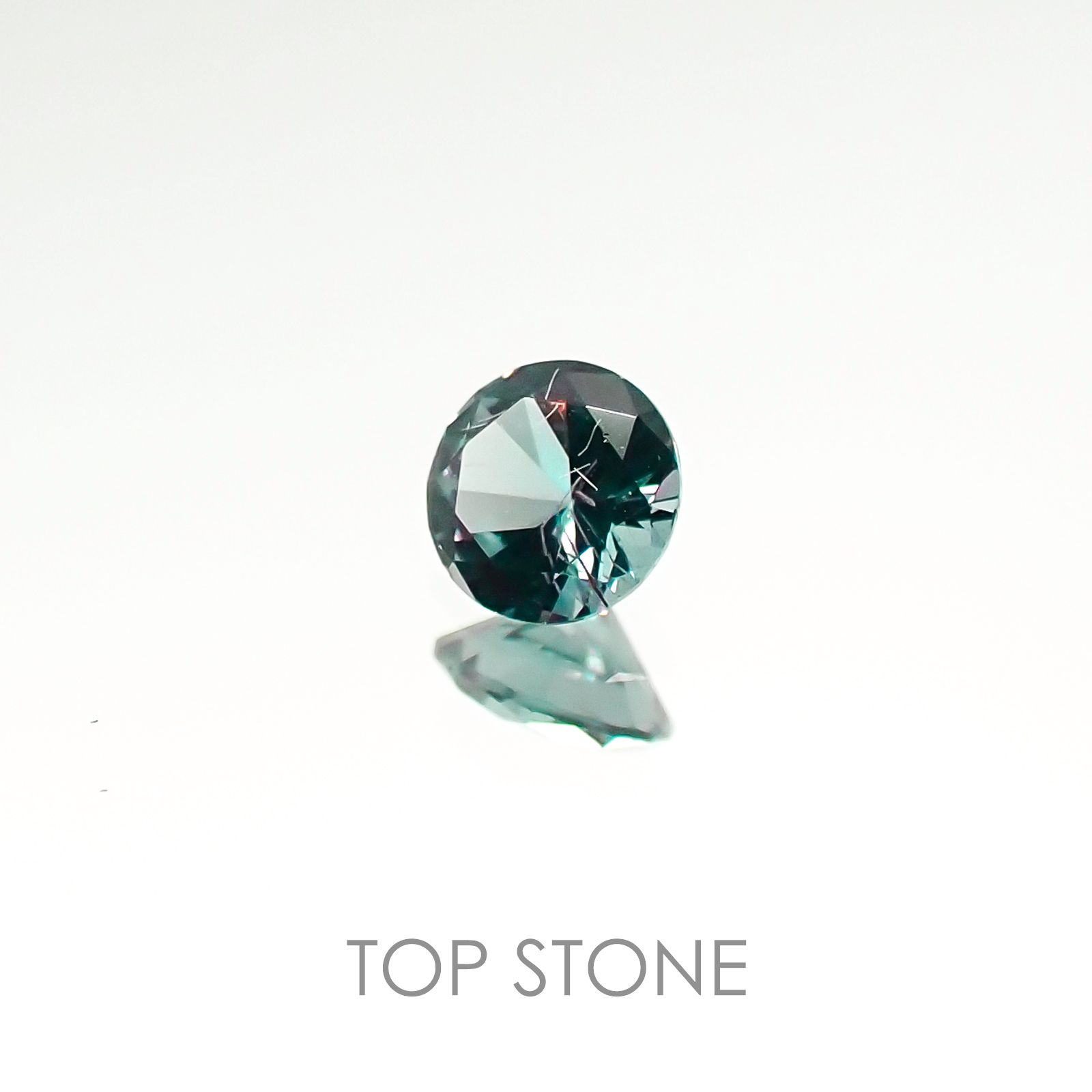 カラーチェンジガーネット(アレキタイプ) マダガスカル・ベキリー産 ルース 0.146ct[20106628]3.3×3.3mm前後