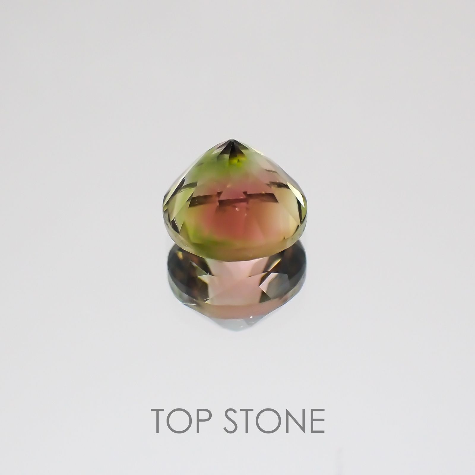 バイカラートルマリン ブラジル産 ルース 0.93ct[20129001]5.7×5.7mm前後