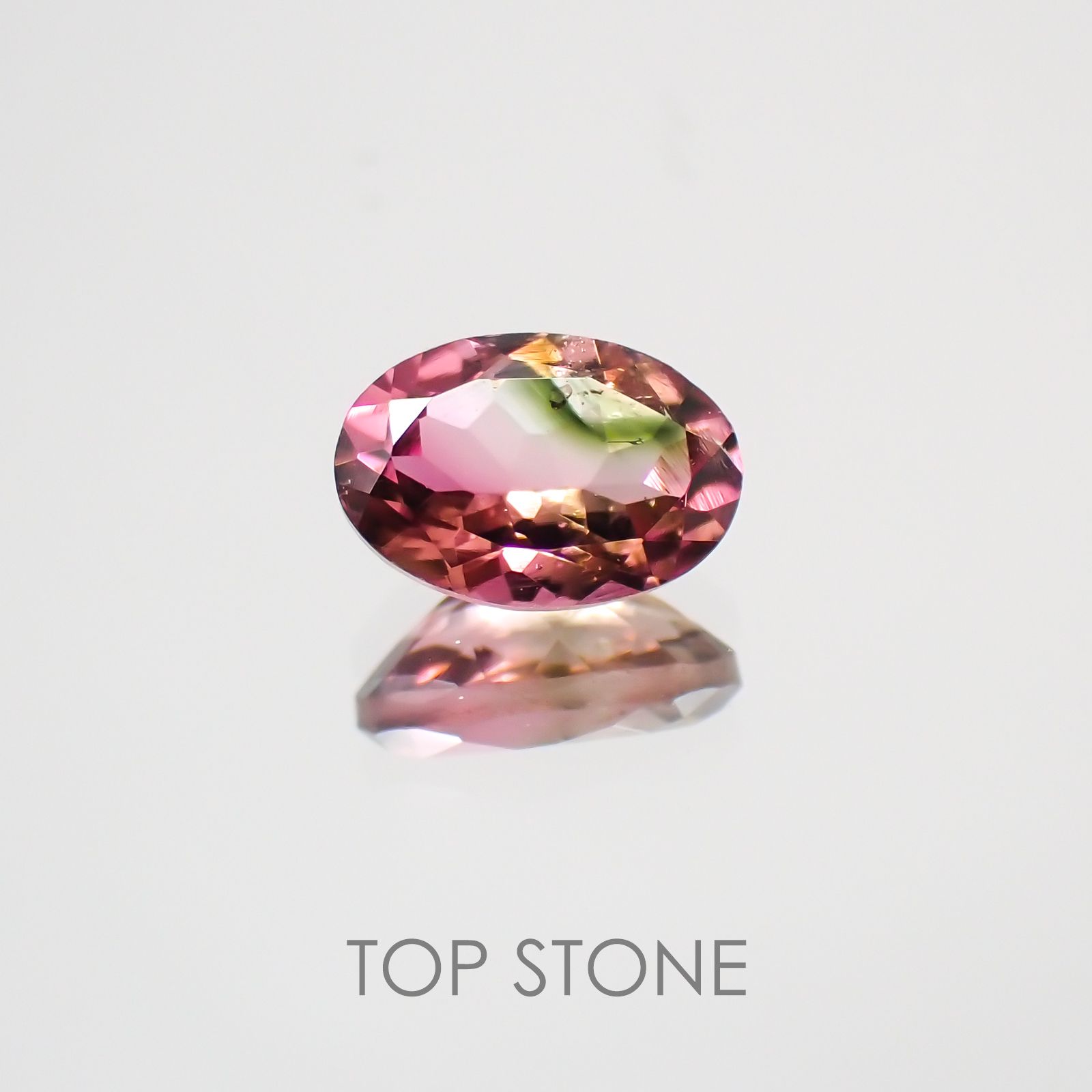 バイカラートルマリン ブラジル・アフリカ産 ルース 0.5ct[210410454]6.1×4.2mm前後