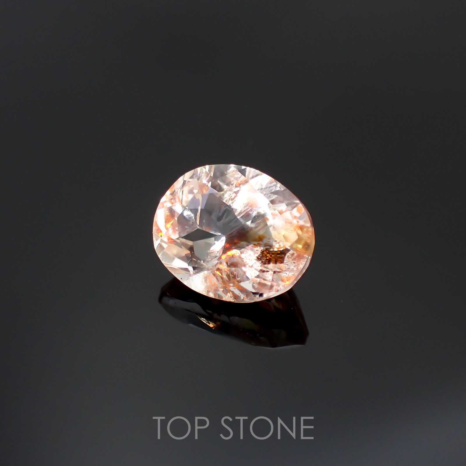 オーロラクォーツ ブラジル・ミナスジェライス産 4.39ct[220114372]11.8x9.5mm前後