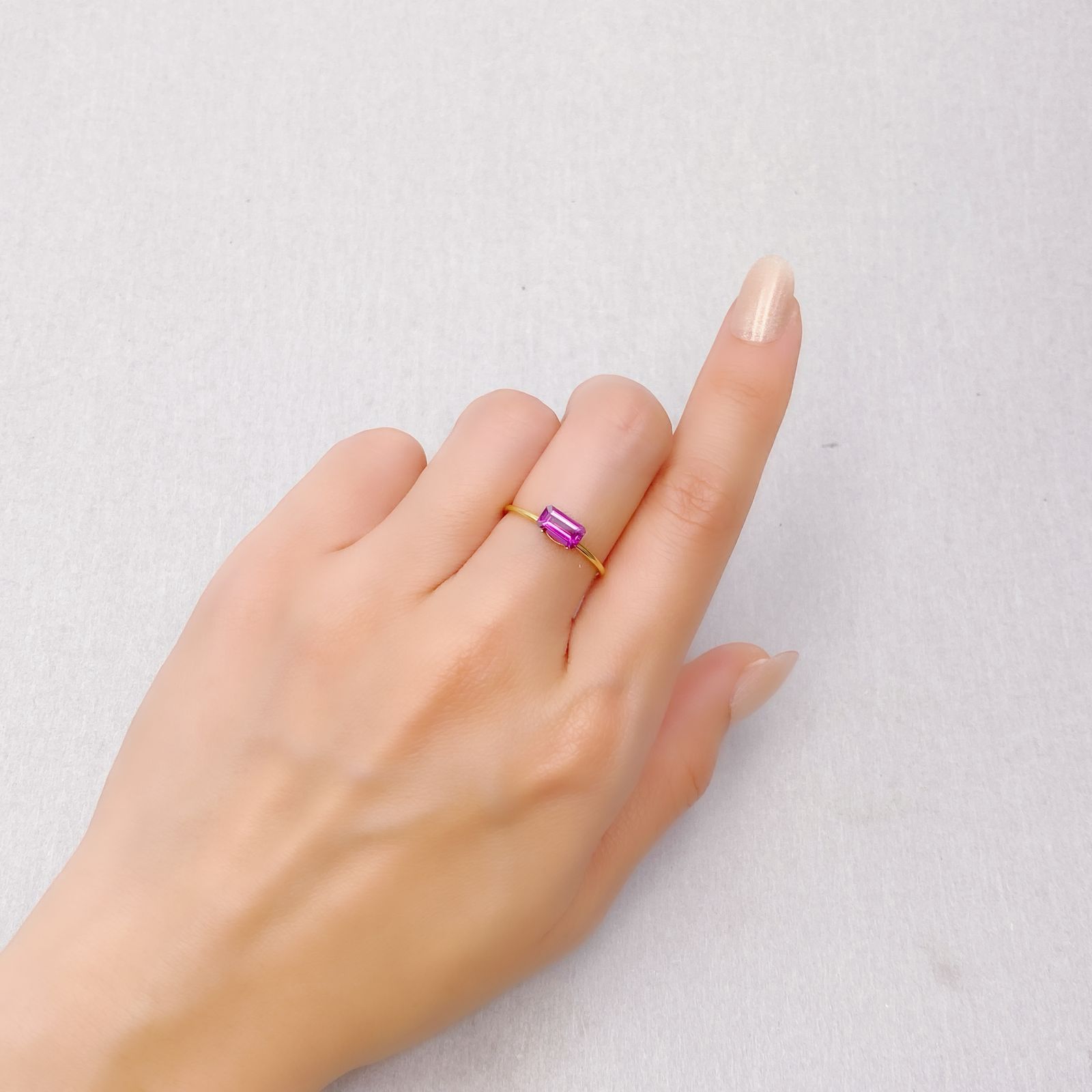 グレープガーネット(宝石名ガーネット)ブラジル産 0.75ct 識別済[241229640]7x3.7mm前後