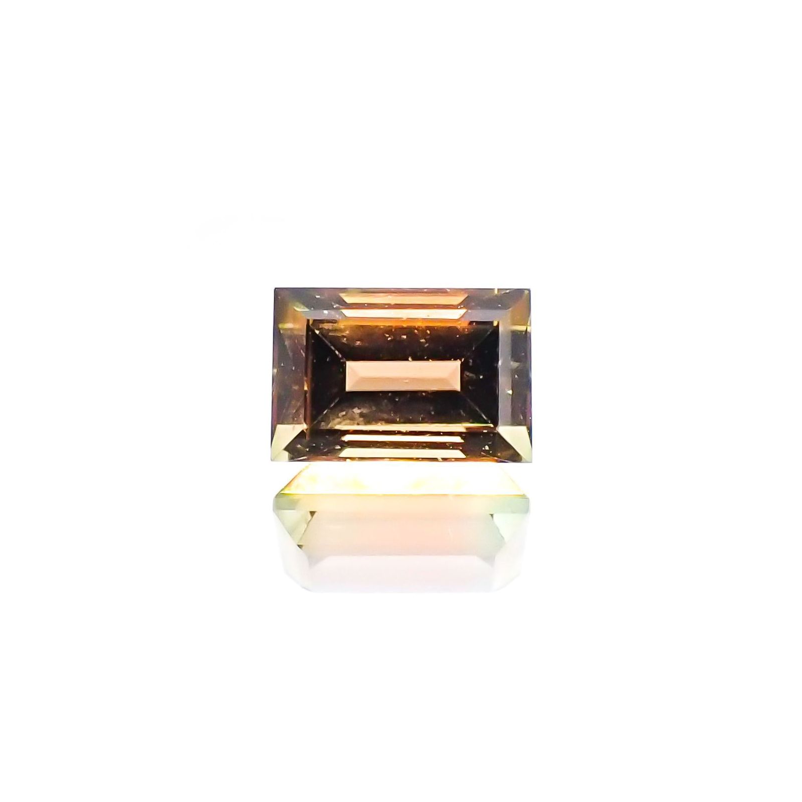 バイカラートルマリン(宝石名バイカラー・トルマリン)ブラジル産 0.77ct 識別済[230622366]6.1x4mm前後