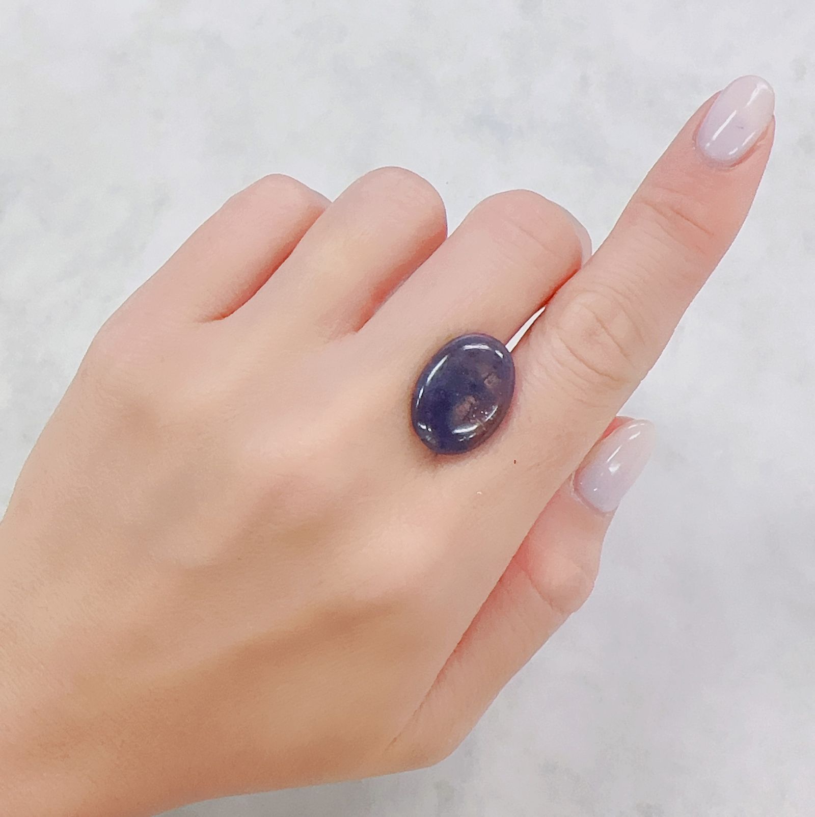 ブラッドショットアイオライト インド産 7.45ct[230622525]17.8x13.1mm前後