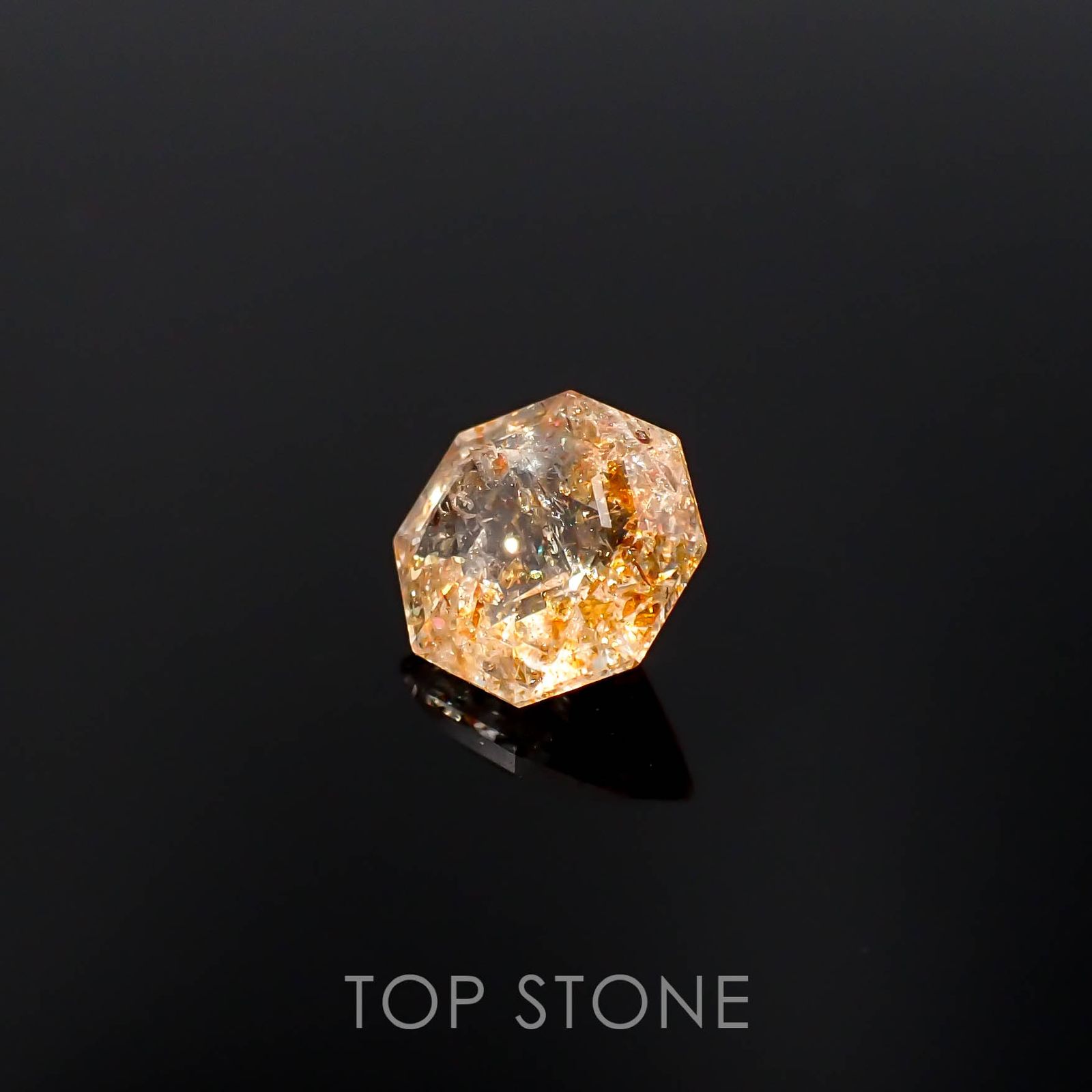 ◇オクタゴンカット◇イリュージョンサンストーン タンザニア産 0.88ct[230320950]6.5x6.4mm前後