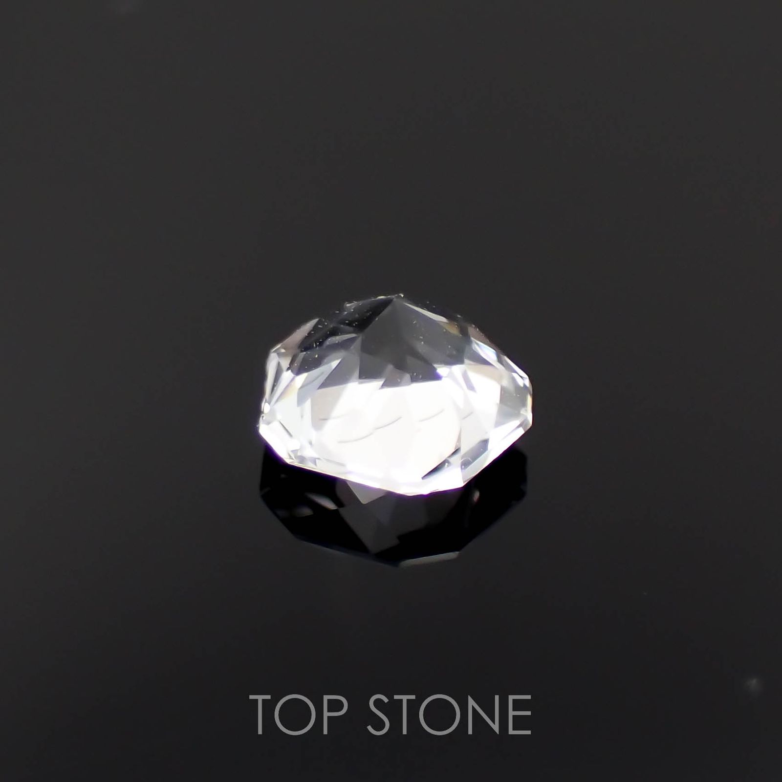◇カスタムカット◇ゴッシェナイト(宝石名ゴッシェナイト)ブラジル産 0.37ct 識別済[221219398]4.7x4.8mm前後