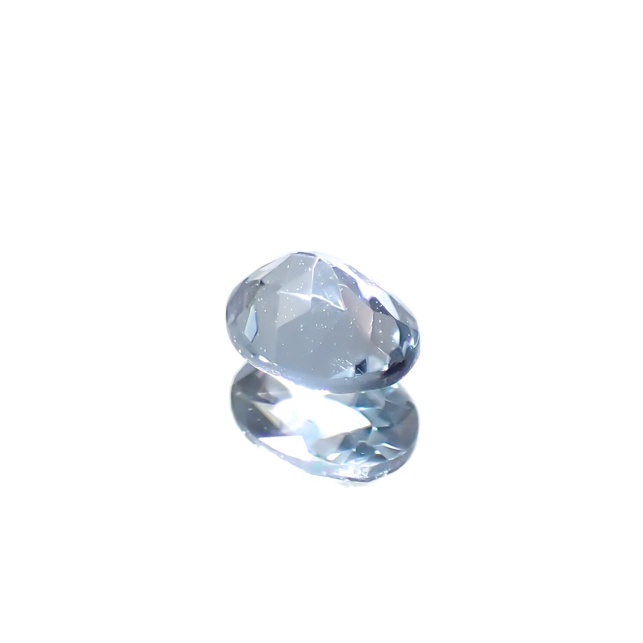 ベキリーブルーガーネット（カラーチェンジガーネット アレキタイプ） マダガスカル・ベキリー産 0.20ct [241229616]3.9x3mm前後