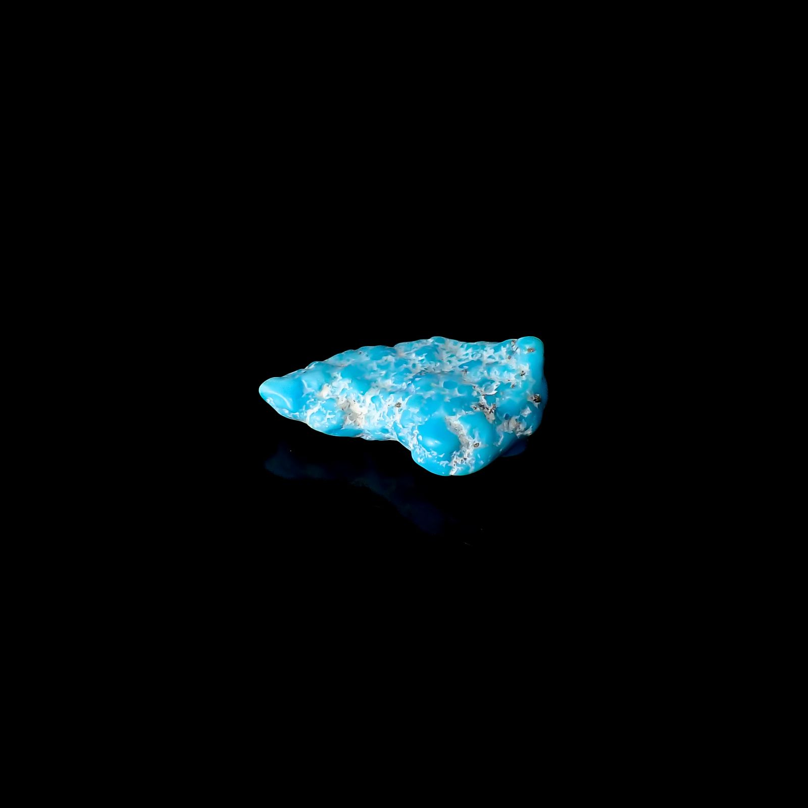 ターコイズ 原石 アメリカ・アリゾナ州キングマン産 10.32ct[240226371]18.2x13.3mm前後