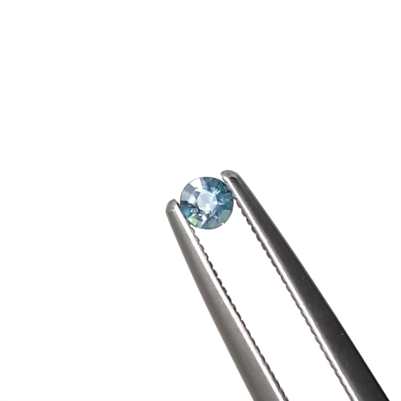 アレキサンドライトキャッツアイ ブラジル・ミナスジェライス州