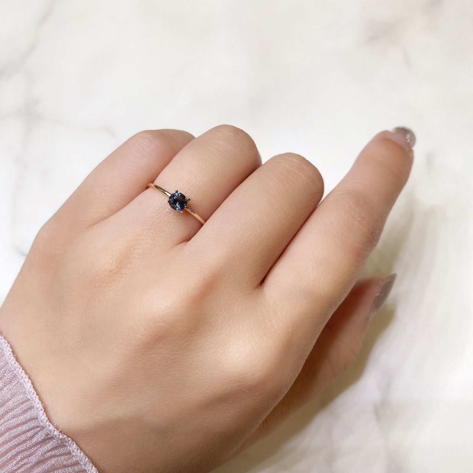 グレイッシュブルースピネル(宝石名スピネル) ビルマ産 0.32ct 識別済[211013474]4.2×4.1mm前後