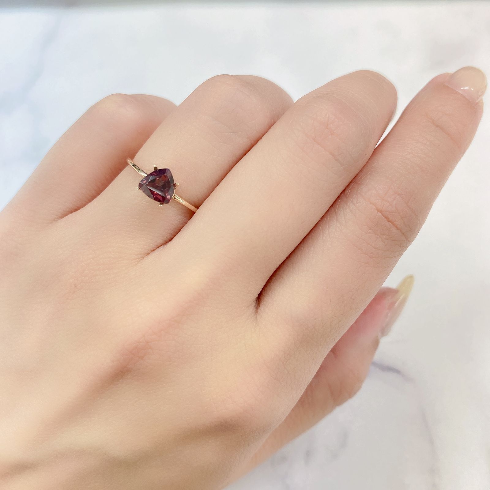 ピンクジルコン(宝石名ジルコン) スリランカ/カンボジア産/ 1.09ct 識別済[21029790]5.9×5.9mm前後