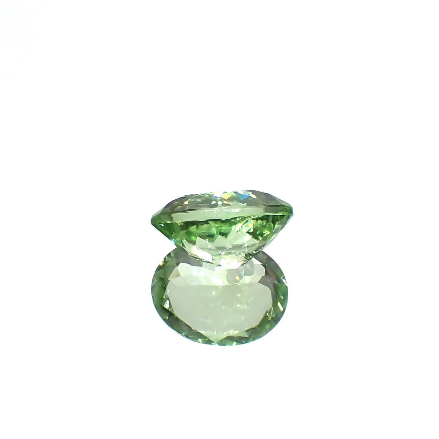 ペリドット(宝石名ペリドット)パキスタン/ノルウェー産 2.94ct 識別済[240728519]10x8.1mm前後