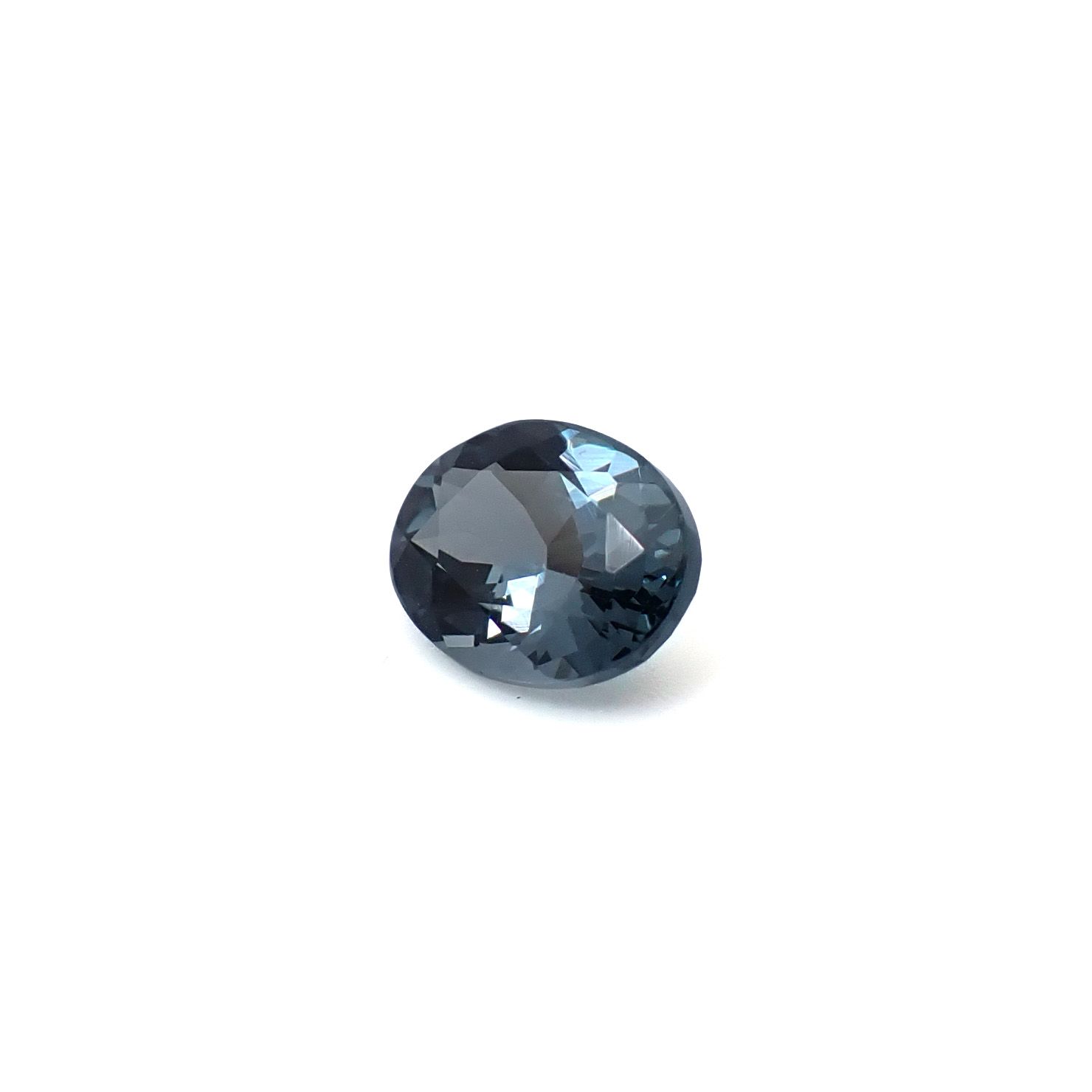 ブルーイッシュグレースピネル モザンビーク産 1.46ct / 8x6mm前後 [260632516]