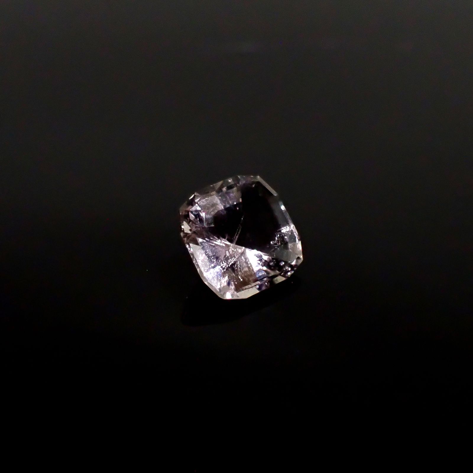 ◇カスタムカット◇ティンカーベルクォーツ ブラジル産 1.13ct[240628180]7x7mm前後