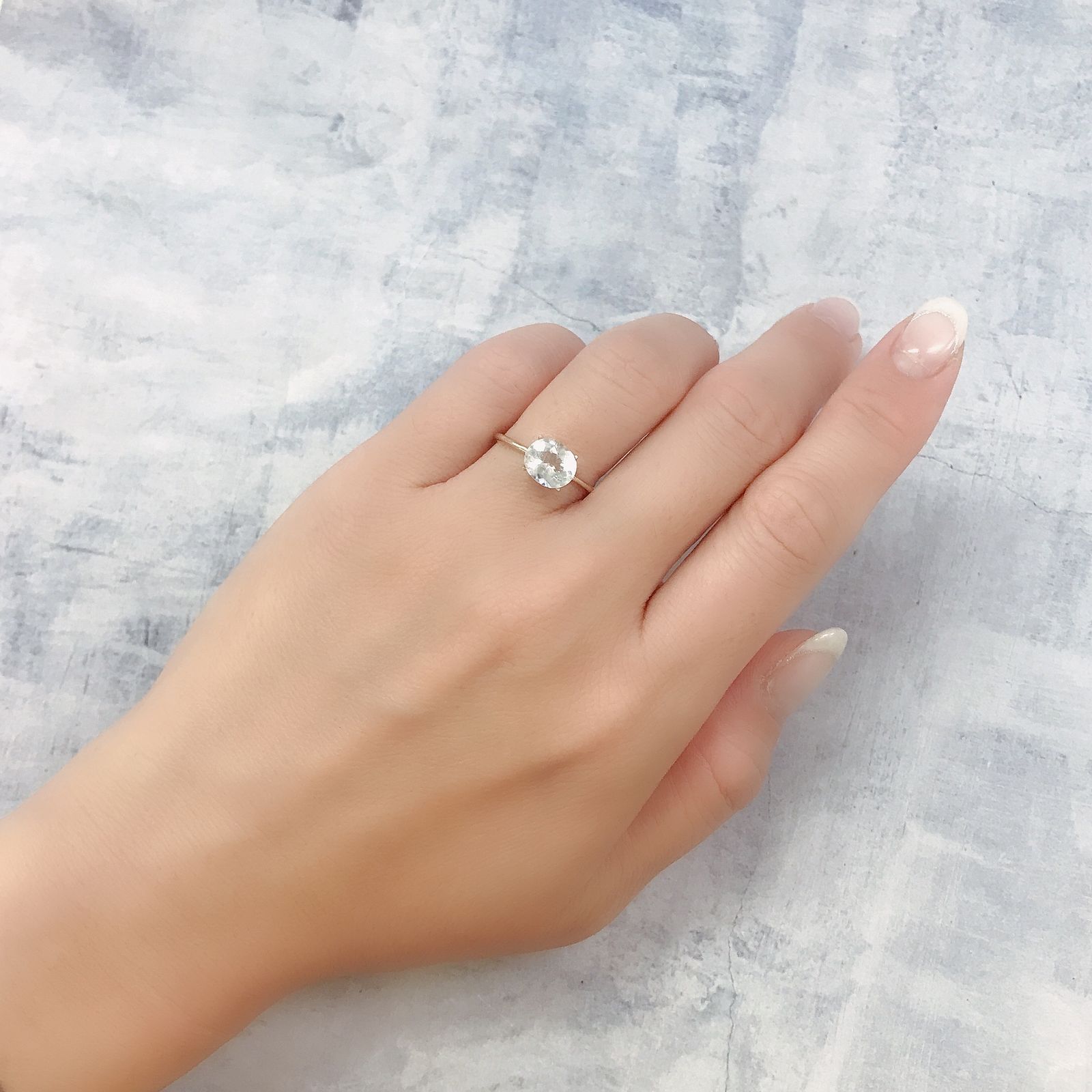 フェナカイト(宝石名フェナカイト)マダガスカル産 1.38ct 識別済[220817211]7.8x6.7mm前後