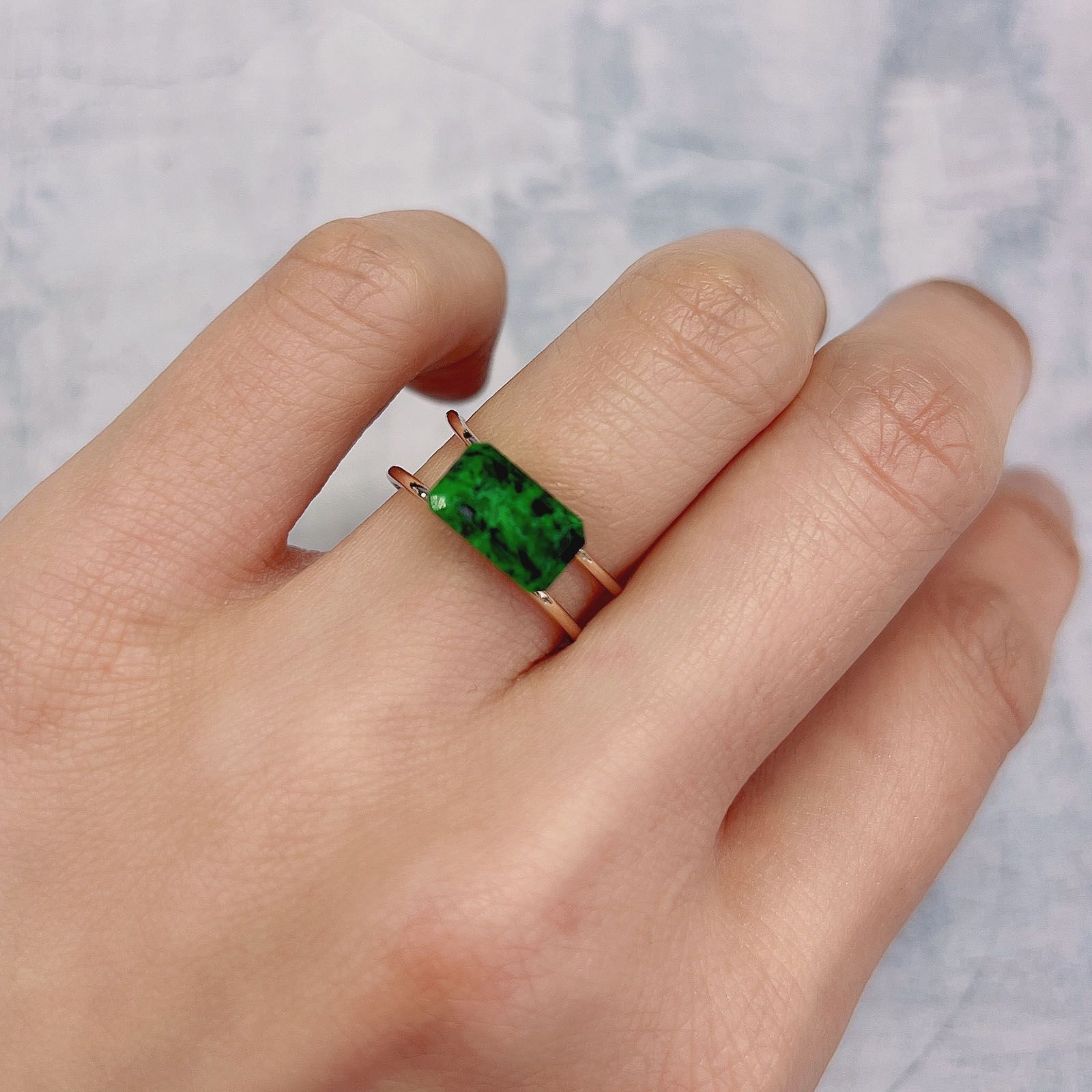 モーシッシ(宝石名マウシットシット) ビルマ産 2.15ct 識別済[20128746]10×5.9mm前後