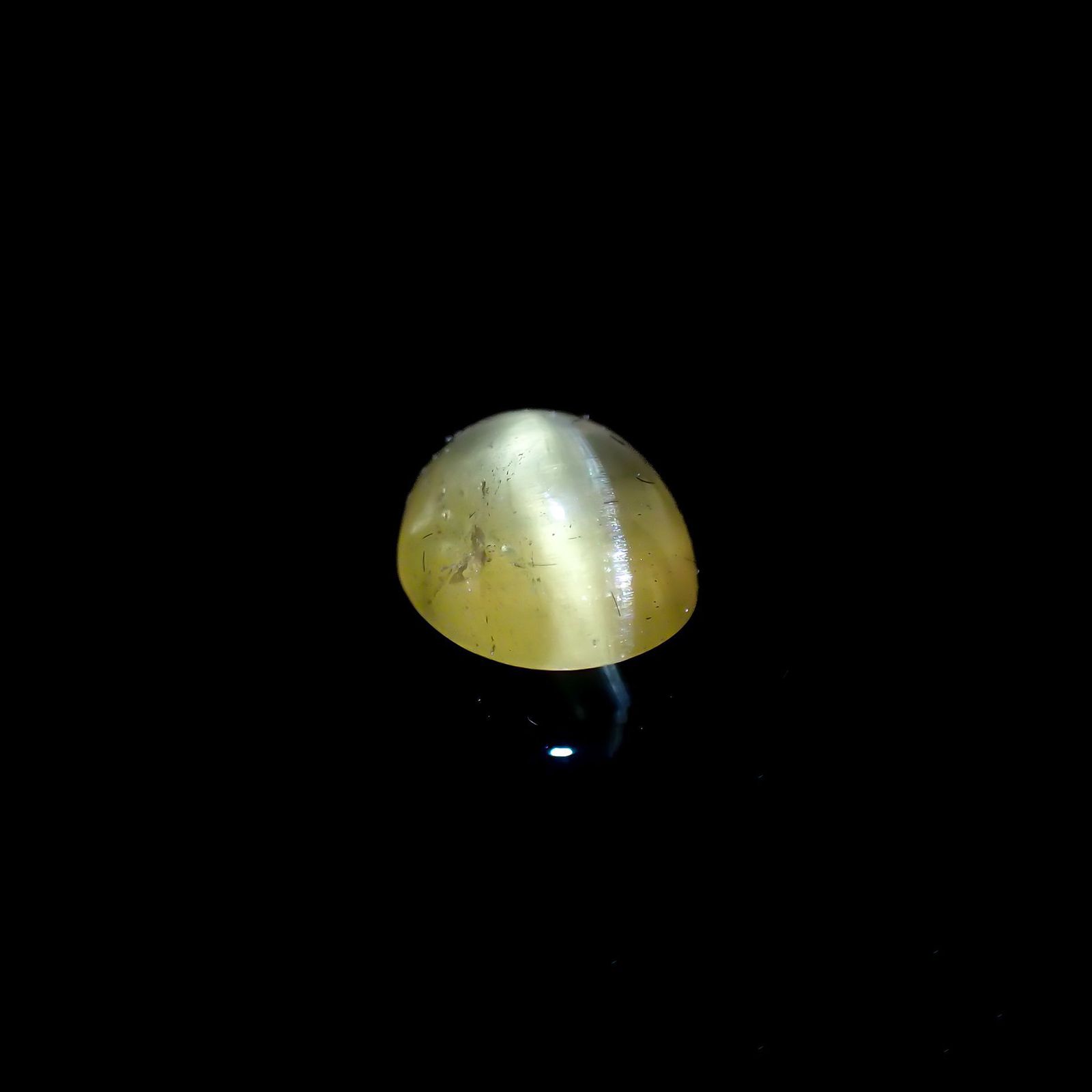 イエローベリルキャッツアイ(宝石名イエロー・ベリル キャッツアイ)ブラジル産 2.99ct 識別済[220917871]10x8.2mm前後