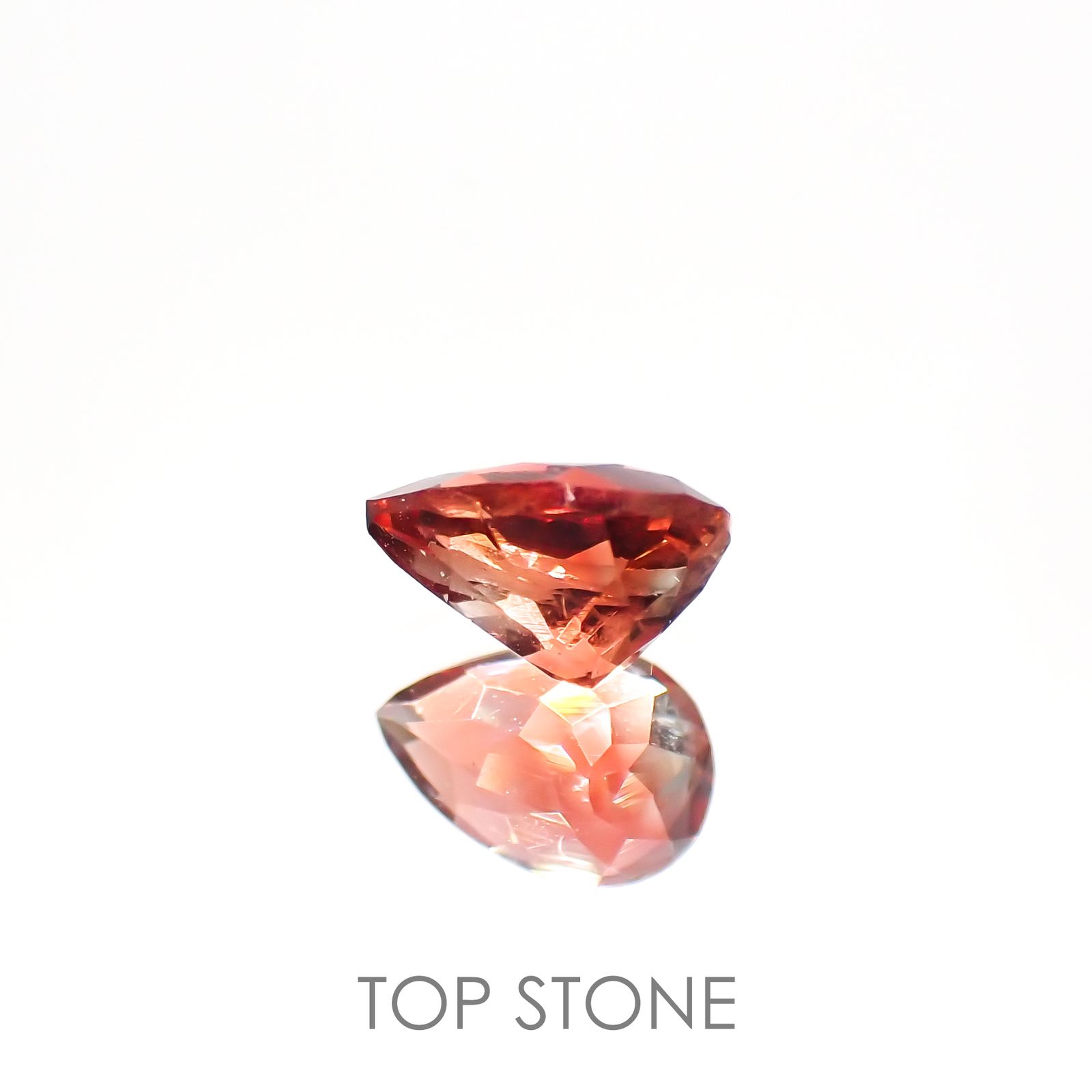 アンデシン(宝石名アンデシン)チベット産 0.73ct 識別済[220115257]7.1x4.8mm前後