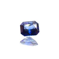 ブルーサファイア 非加熱(宝石名サファイア) マダガスカル産 GIA鑑付 0.52ct / 5x4mm前後 [210310222]