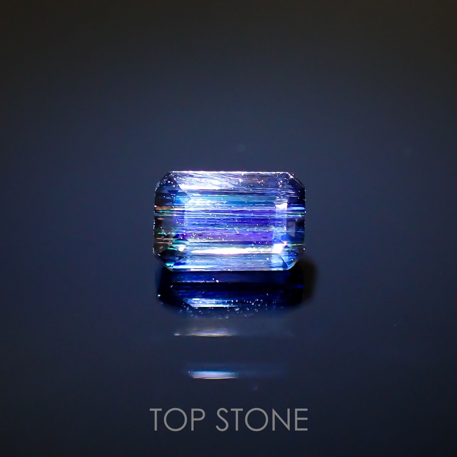 レインボースキャポライト ブラジル産 ルース 0.59ct[210711529]5.9×3.7mm前後