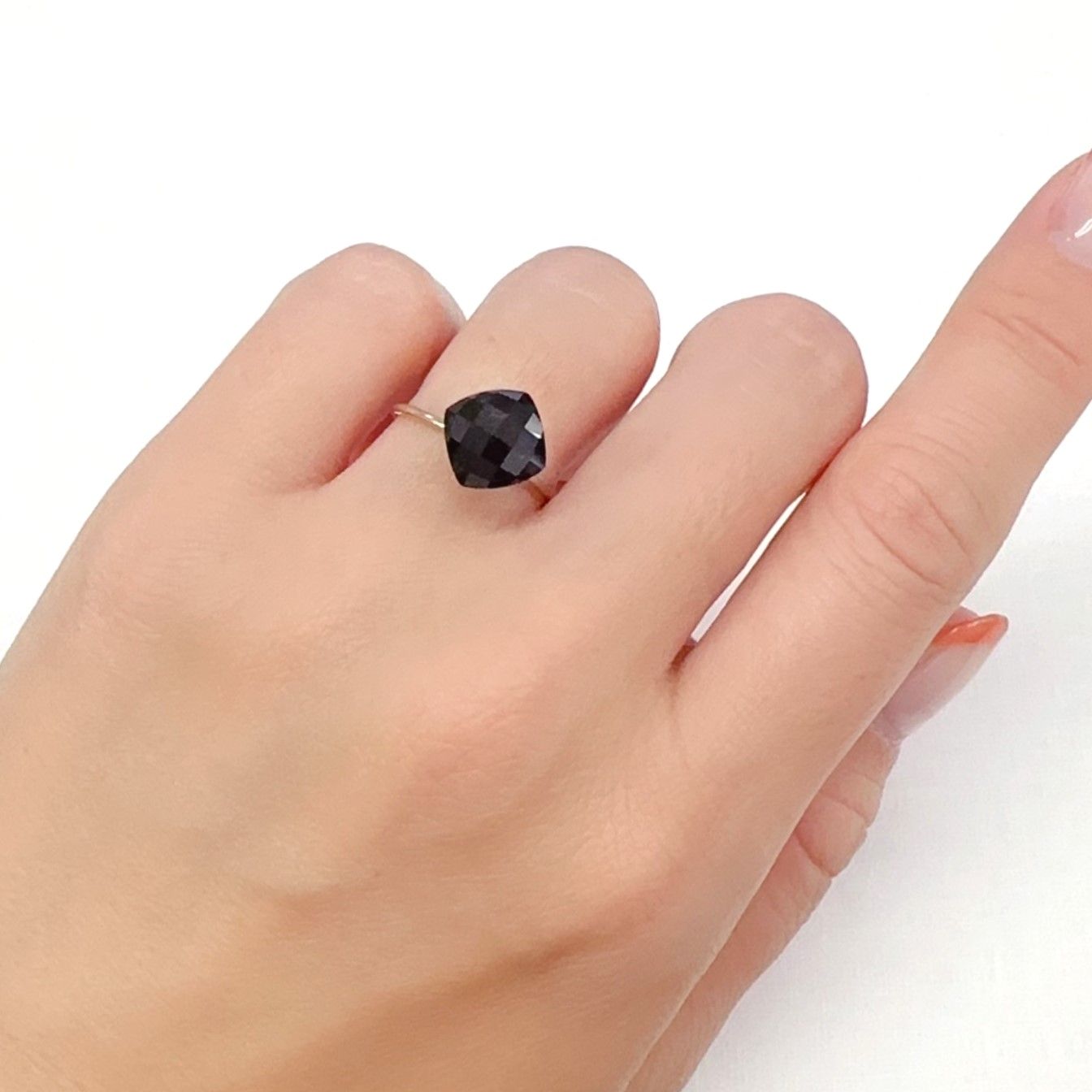 ◇チェッカーカット◇モリオン チベット産 2.70ct[240427377]8.5x8.5mm前後