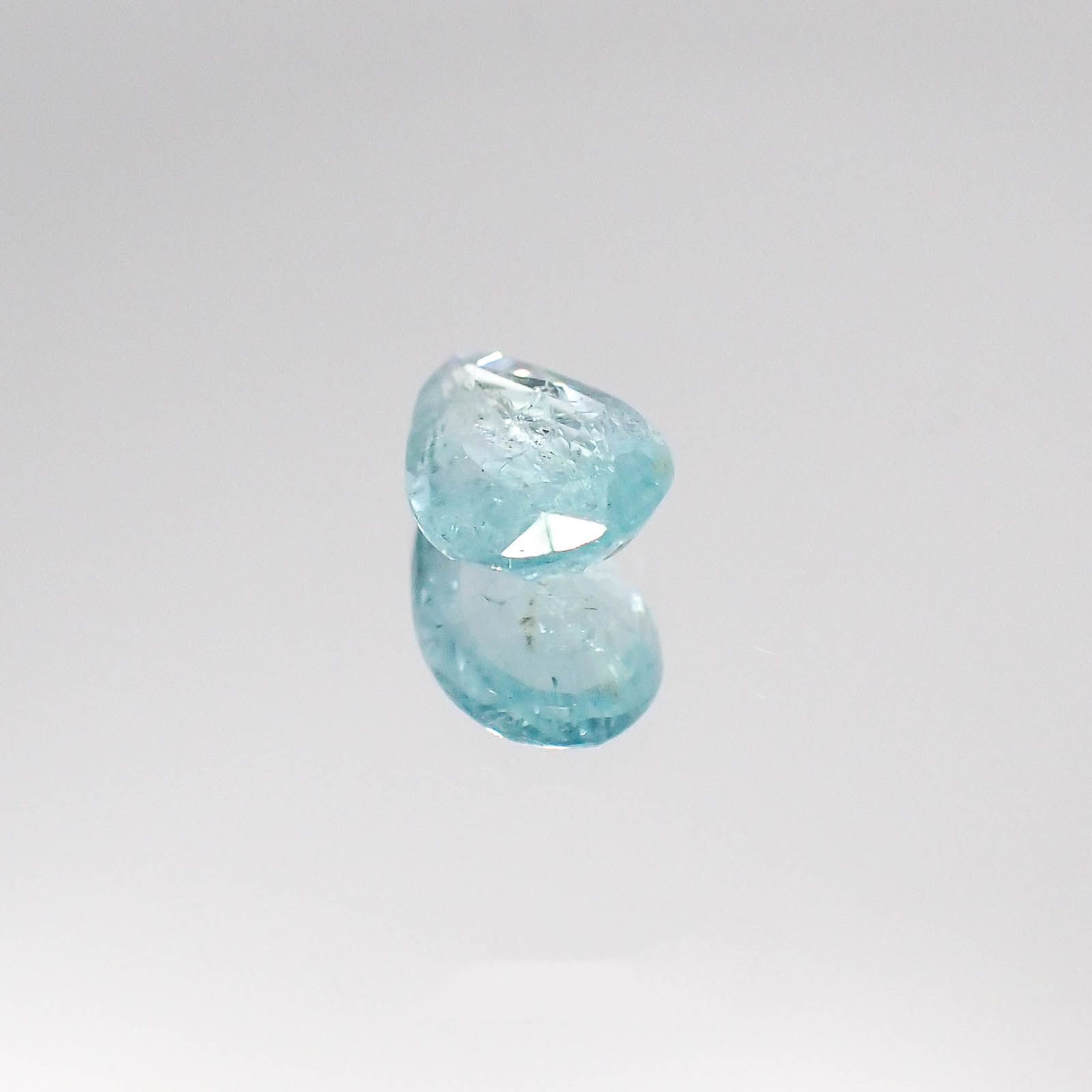 パライバトルマリン(宝石名トルマリン/別名パライバ・トルマリン) モザンビーク産 0.68ct 識別済[20084582]8×5.3mm前後