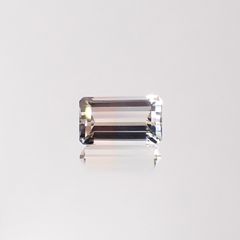 バイカラートパーズ ウクライナ産 2.56ct[231224892]9.4x5.4mm前後