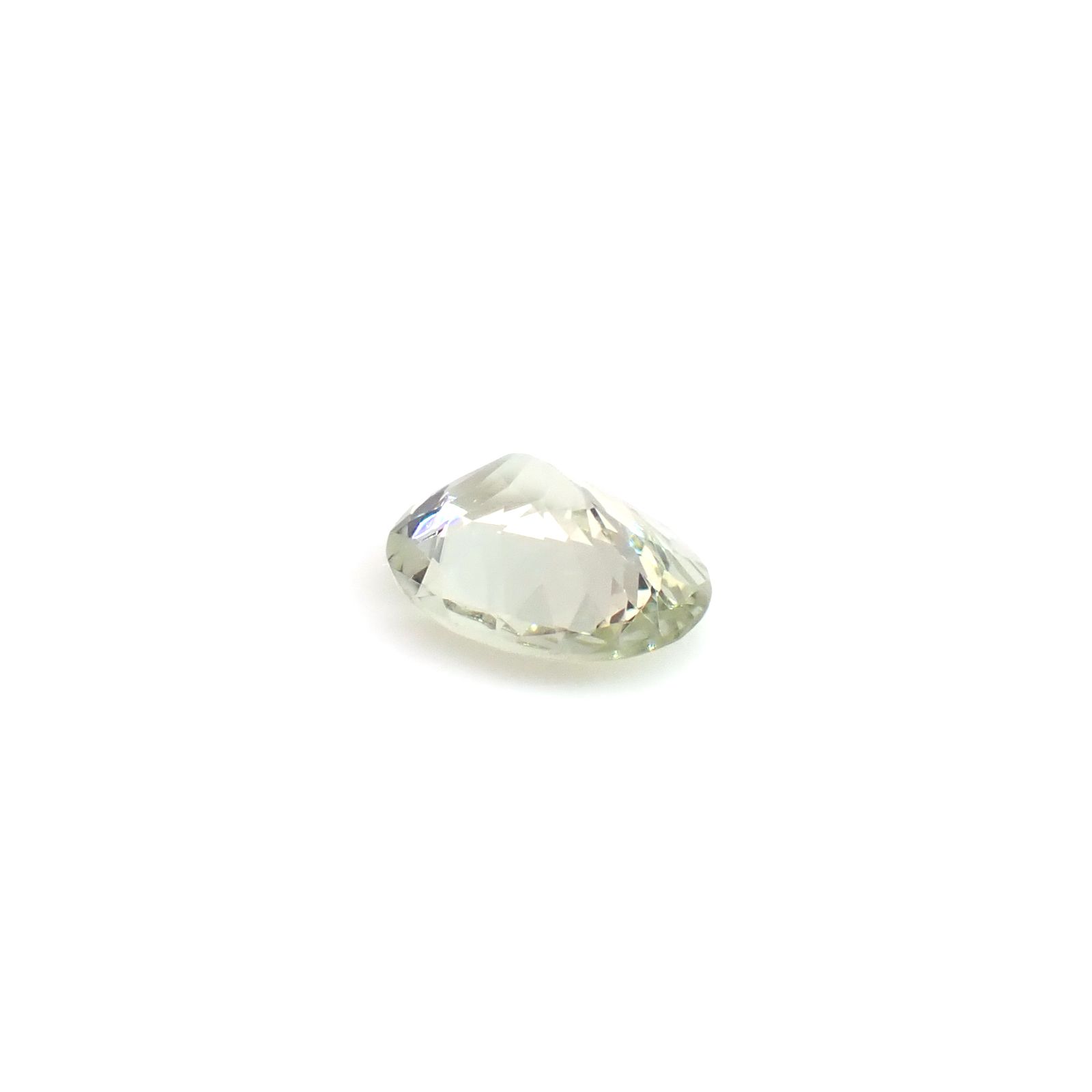 ミントガーネット タンザニア産 0.62ct / 6.3x4.9mm前後 [260932679]