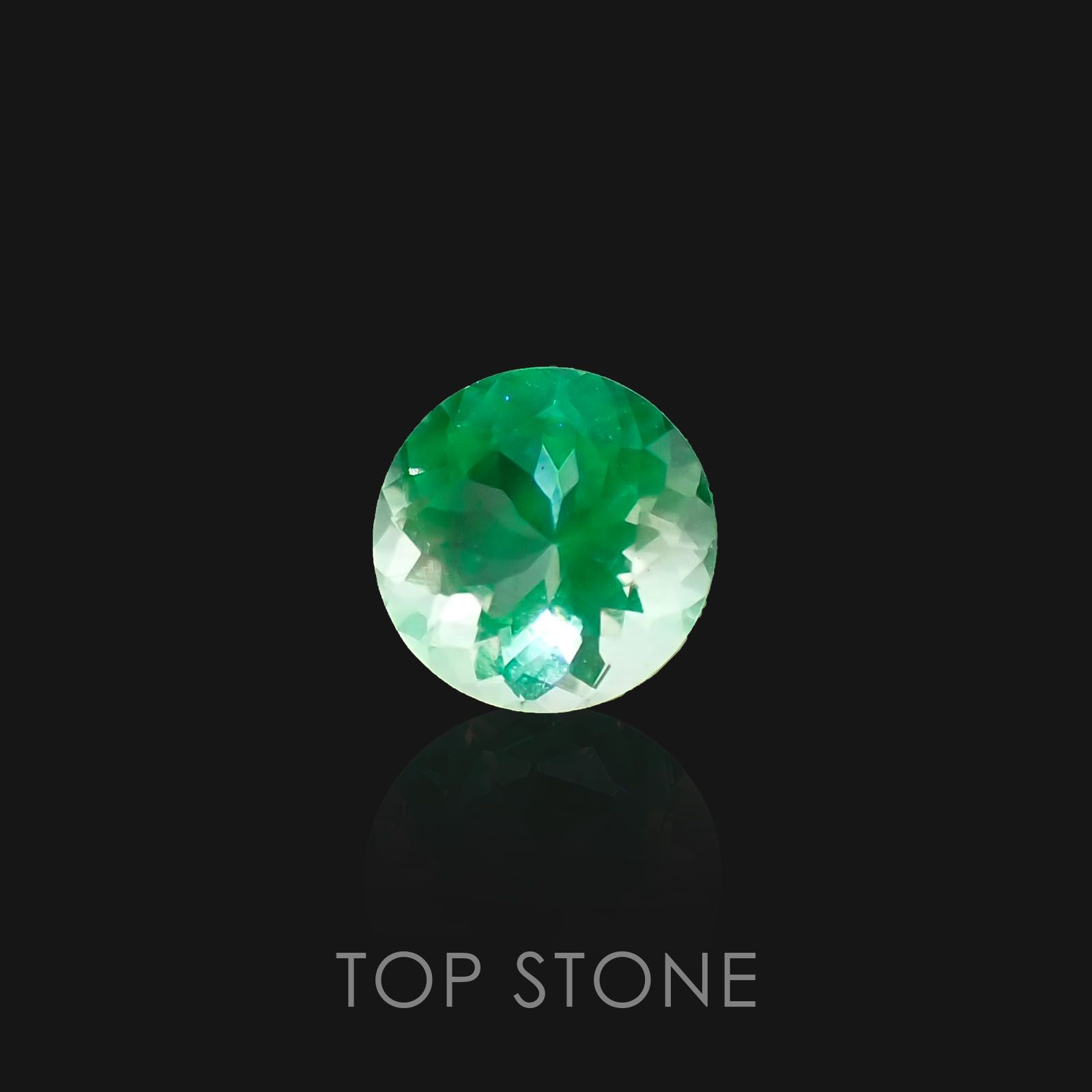 ハイアライトオパール メキシコ産 ルース 0.65ct[20095250]6.1×6.1mm前後