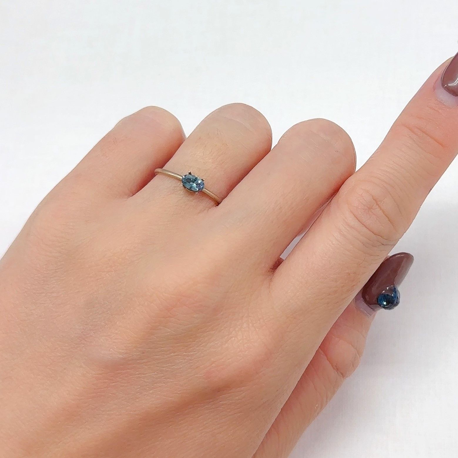 ブルーグリーンコーネルピン(宝石名ブルーグリーン・コーネルピン)タンザニア産 0.26ct 識別済[240527685]5.2x3mm前後