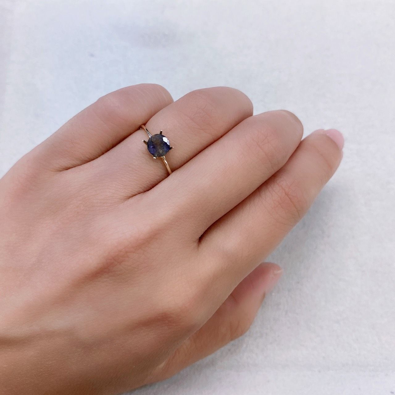 ブラッドショットアイオライト インド産 ルース 0.79ct[201812386]5.7×5.7mm前後
