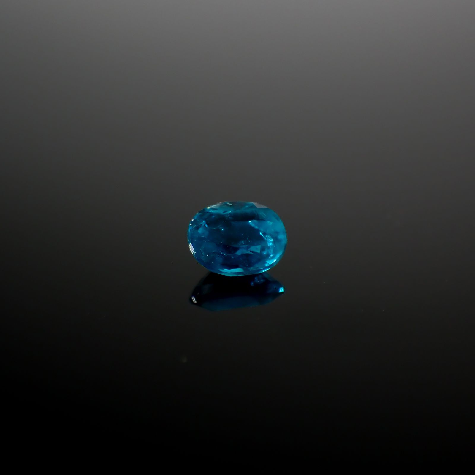 アウイナイト フルオレッセンス アフガニスタン産 0.13ct[240527571]3.7x3mm前後