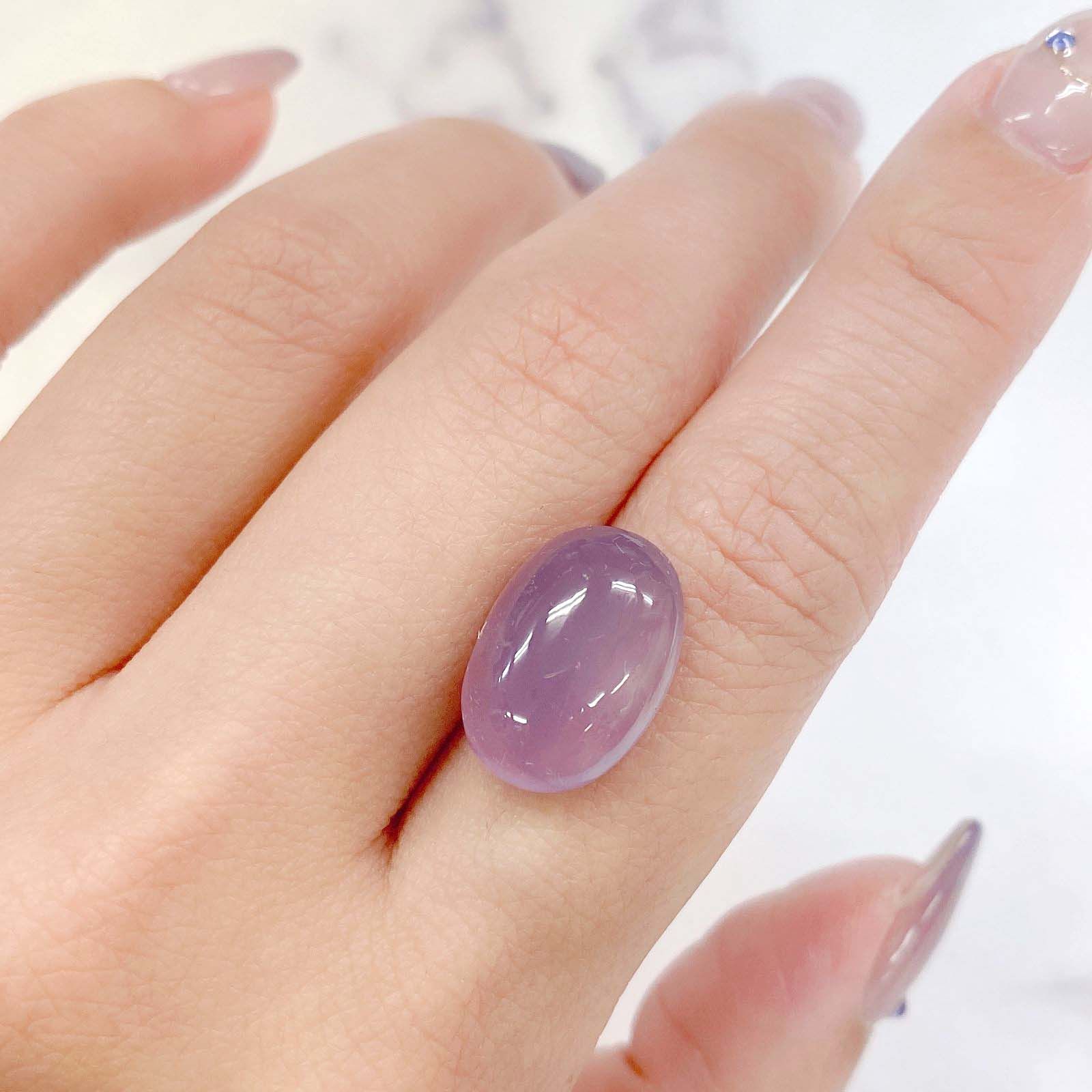 パープルカルセドニー(宝石名バイオレット・カルセドニー)インドネシア産 8.29ct 識別済[230722714]16.3x11.5mm前後
