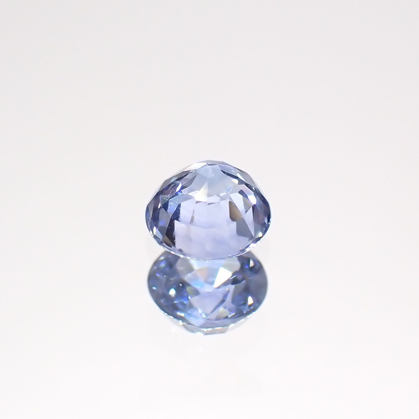 アイスブルーサファイア(宝石名サファイア)スリランカ/マダガスカル産 0.44ct 識別済[220515964]4.3x4.3mm前後