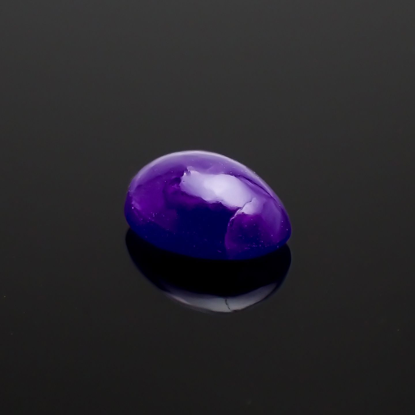 スギライト 南アフリカ産 1.03ct[230722877]7.5x5.4mm前後