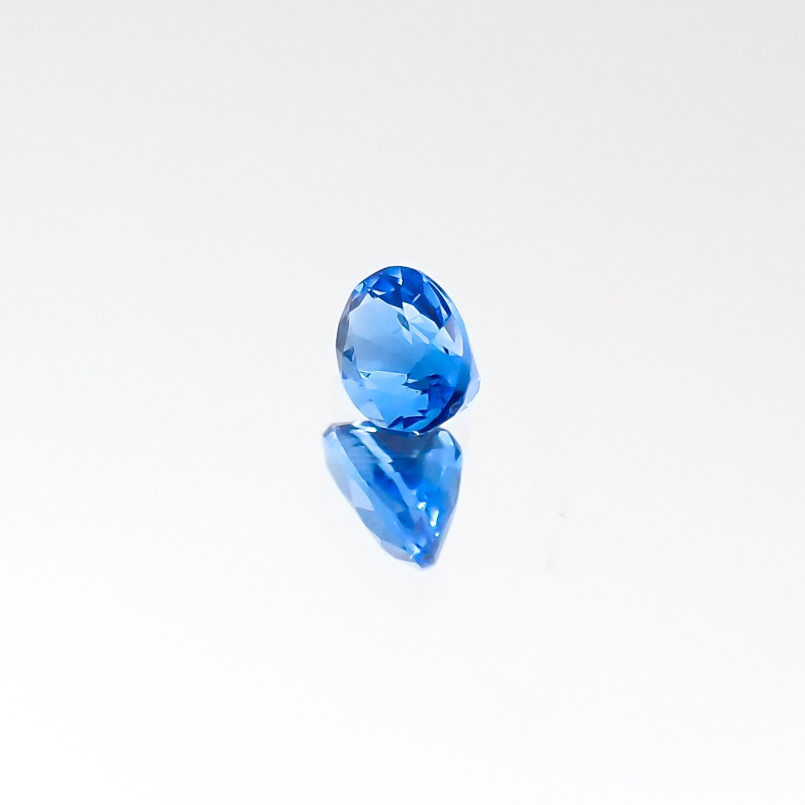 アウイナイト ドイツ産 ルース 0.072ct[20117648]3×2.3mm前後