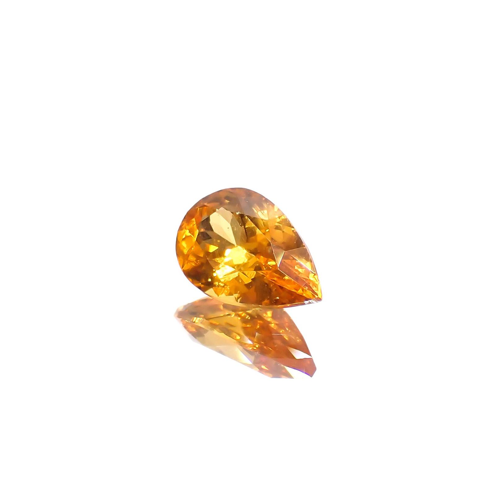 スペサルティンガーネット マンダリンオレンジカラー(宝石名ガーネット)ナイジェリア産 0.80ct 識別済[230923392]7.3x4.6mm前後