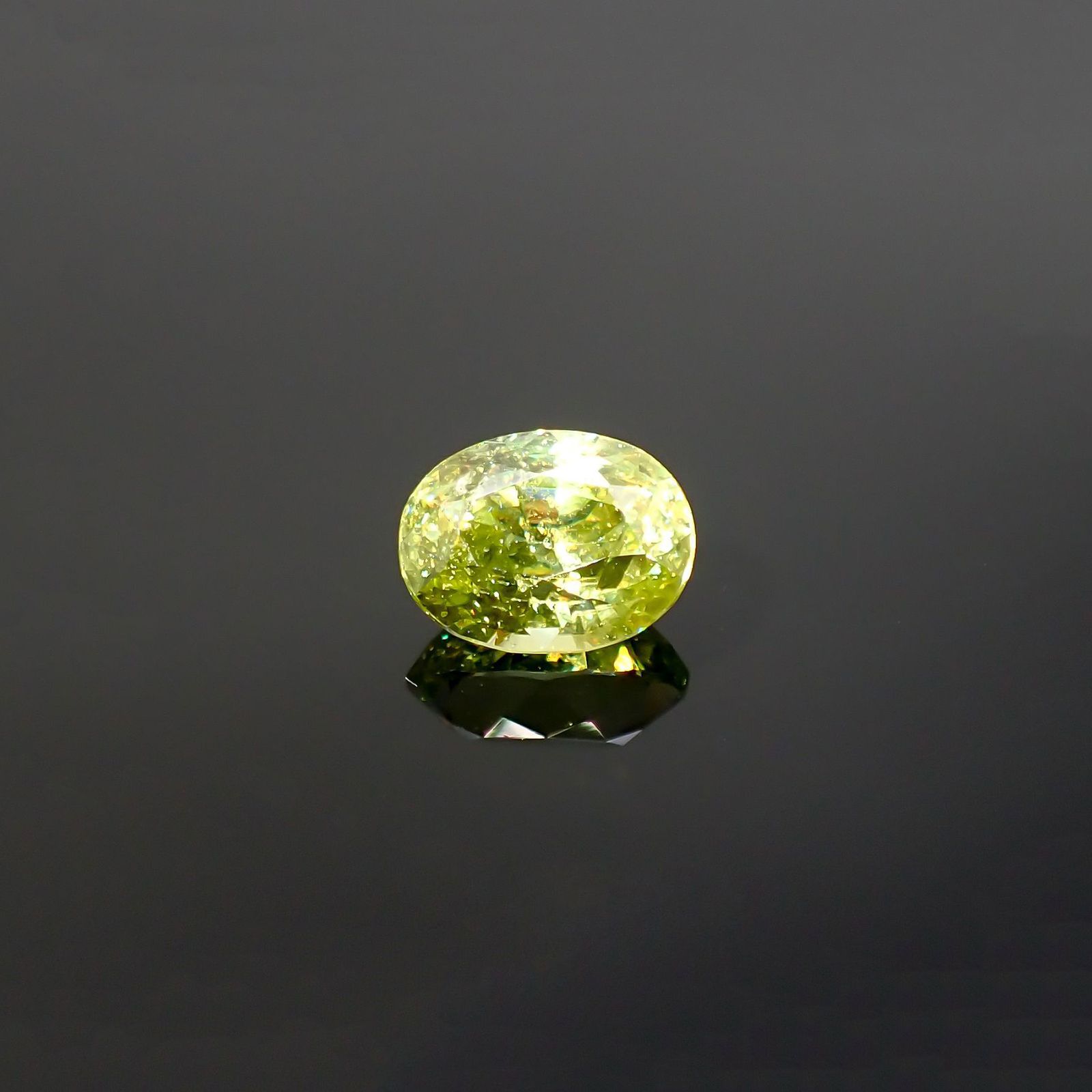 スフェーン(宝石名スフェーン) マダガスカル産 1.441ct ソ付(彩珠)[210712180]7.4×5.7mm前後
