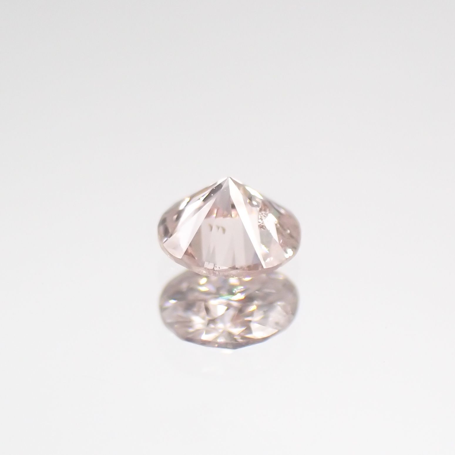 ピンクダイヤモンド(宝石名ダイヤモンド) I-1 / VERY LIGHT PINK 0.077ct ソ付(CGL)[210711792]2.7×2.7mm前後