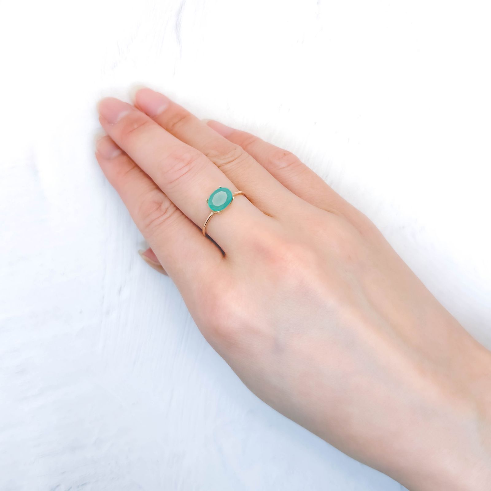 アクアプレーズ 南アフリカ産 1.28ct / 8.1x6.1mm前後 [260432019]