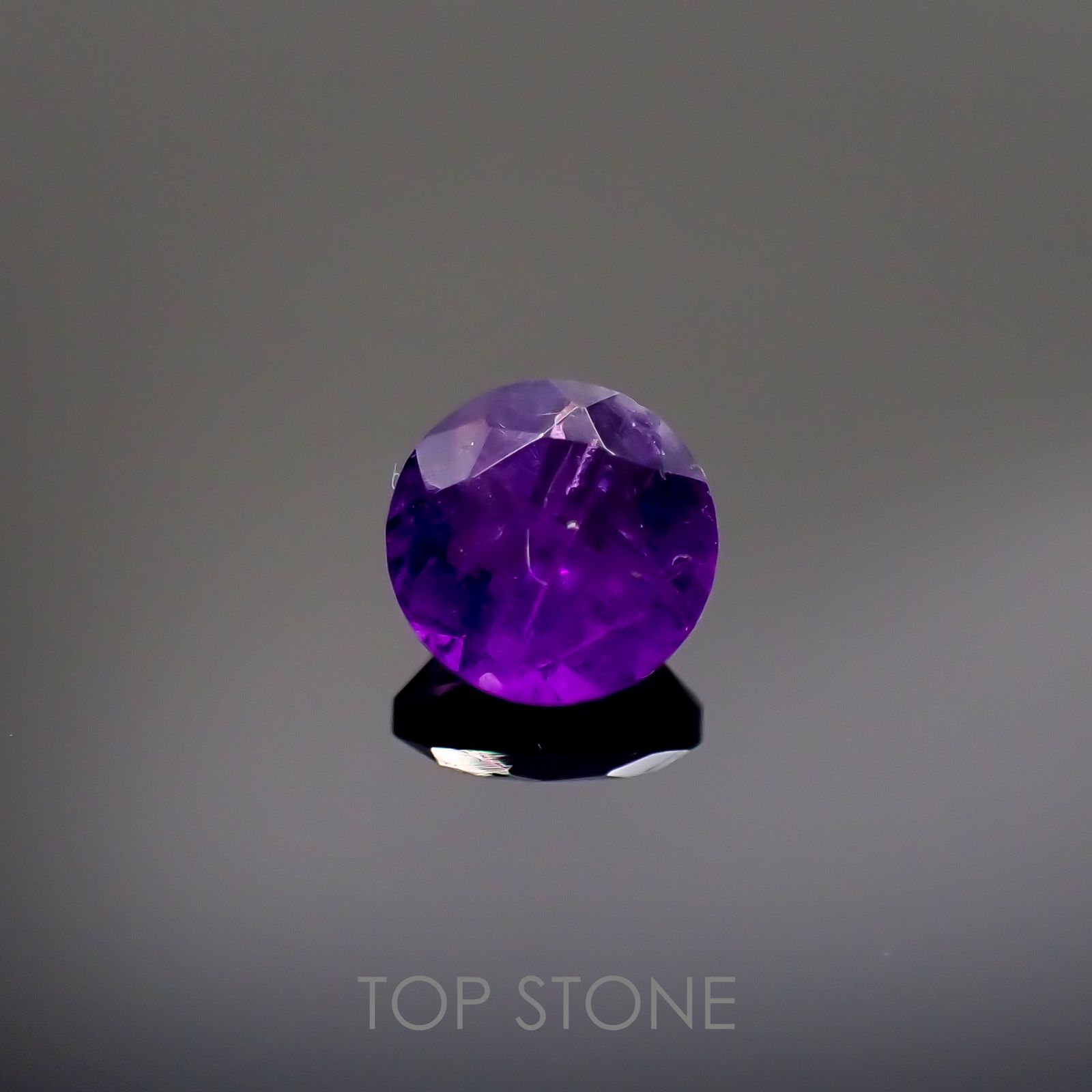 ハックマナイト(宝石名ハックマナイト)アフガニスタン産 0.38ct 識別済[220115398]4.9x4.9mm前後