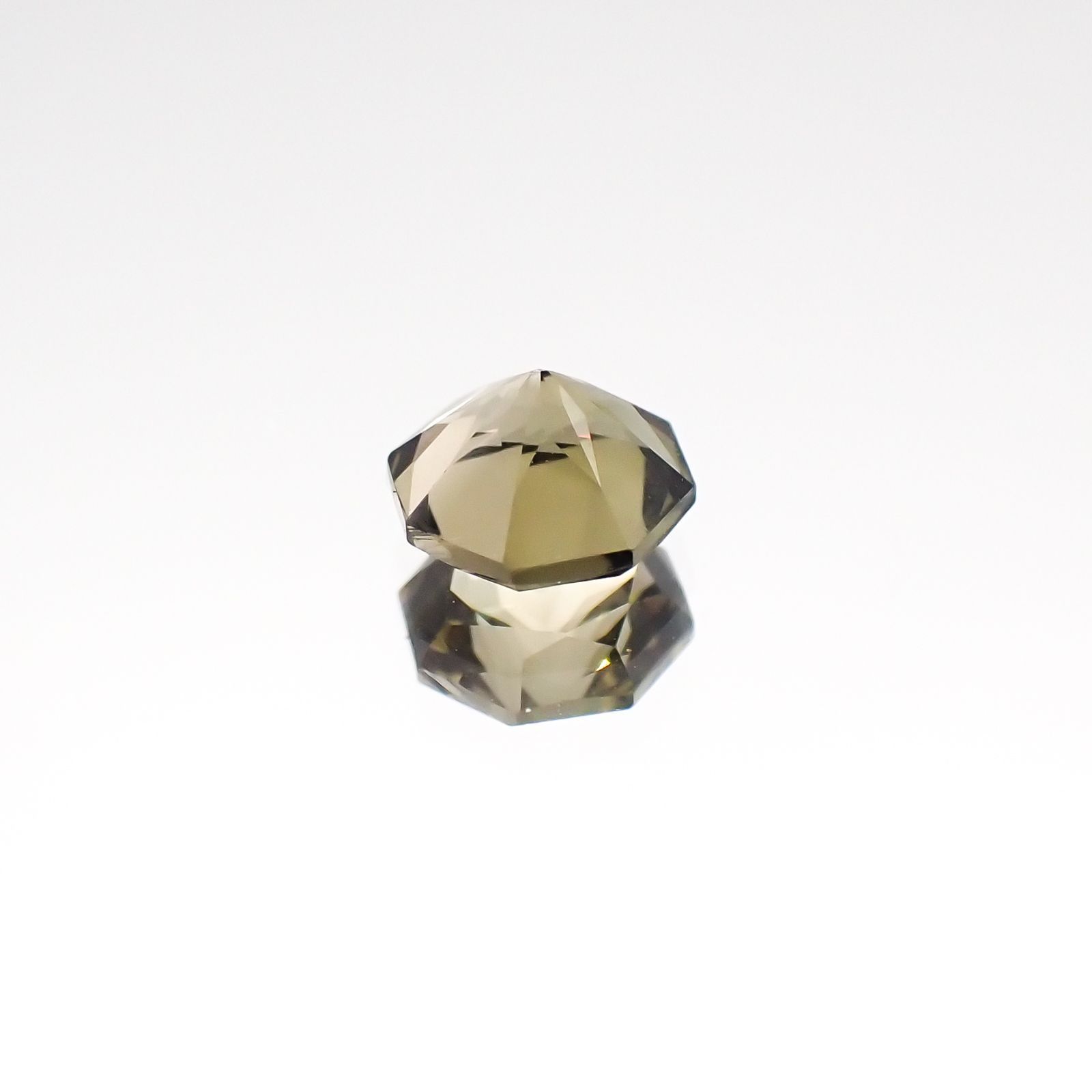 ◇オクタゴンカット◇オリーブグリーントルマリン SA(宝石名トルマリン)ブラジル/アフリカ産 0.56ct 識別済[231124194]5x4.9mm前後