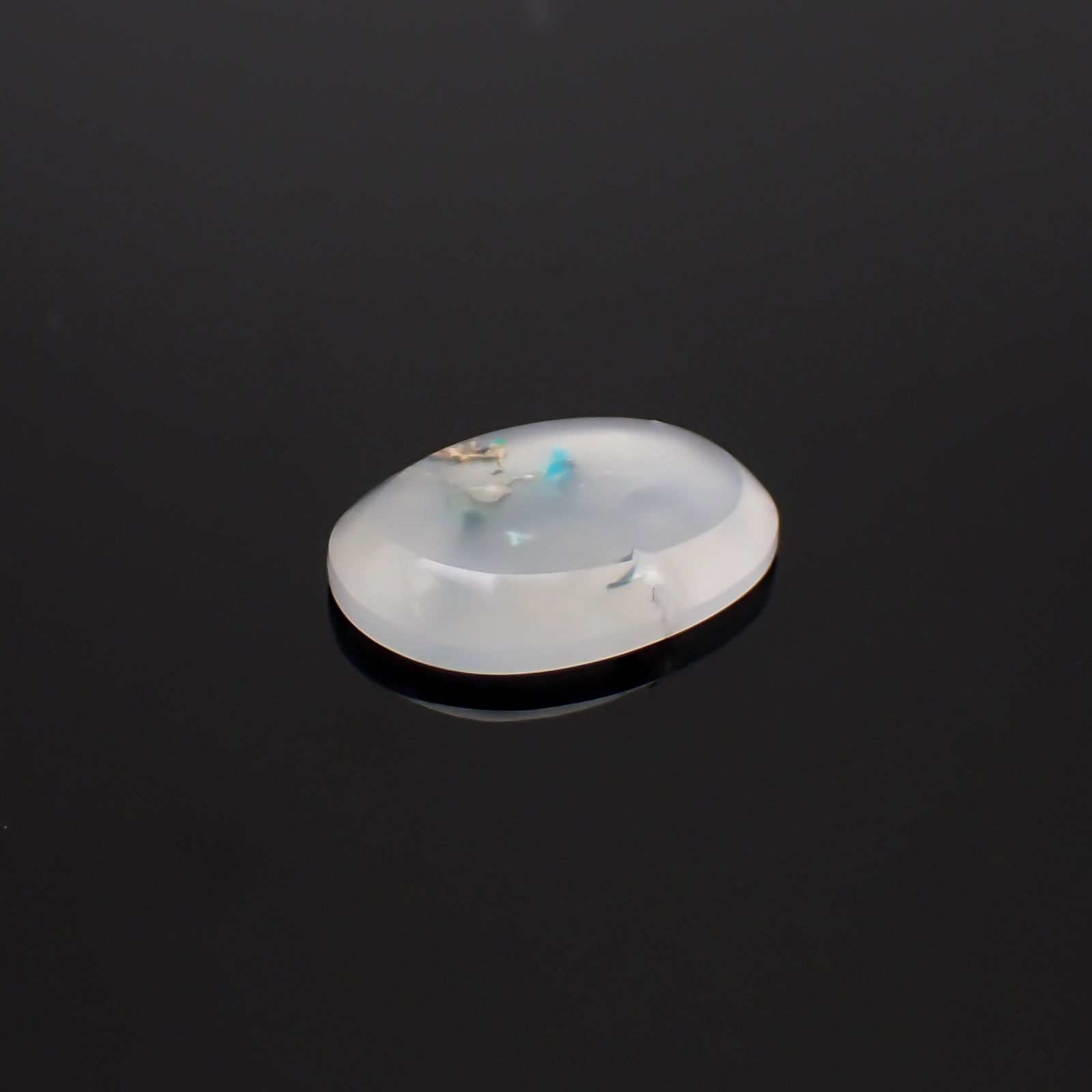コッパークリソコラインカルセドニー インドネシア産 4.80ct / 15.8x12.1mm前後 [260932796]