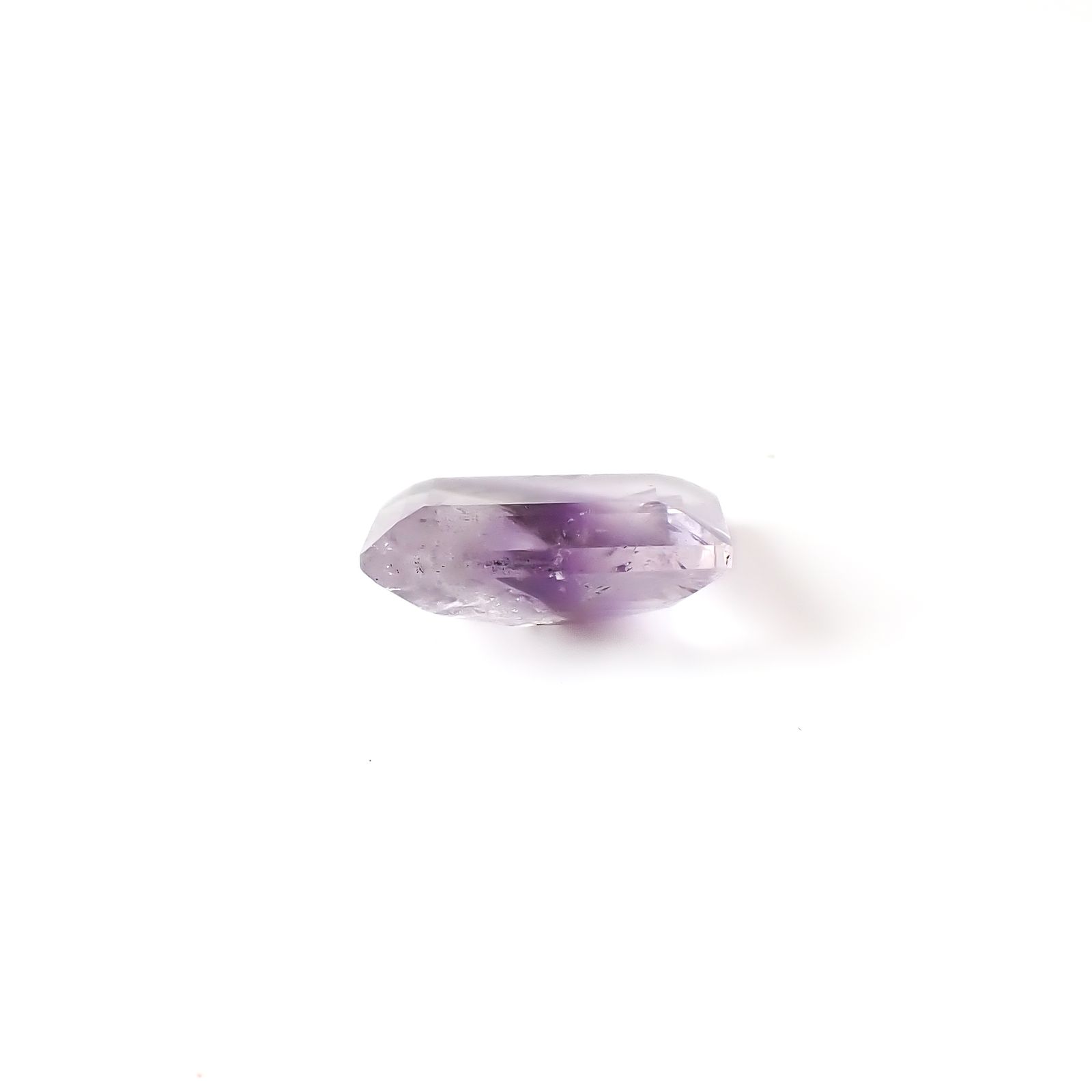 ワンウェイアメジスト ブラジル産 8.46ct / 15x12mm前後 [260432022]